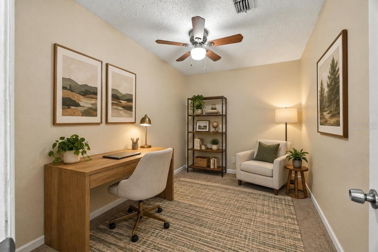 Bonus room virtually staged as an office - 7021 SHEFFIELD DR, LAKELAND
