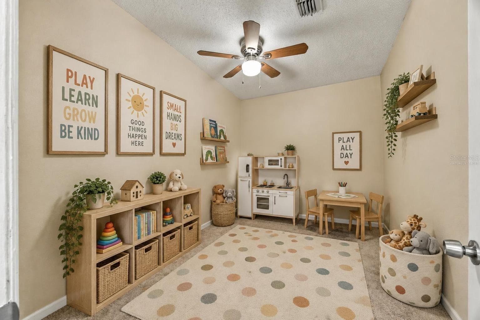 Bonus room virtually staged as kids play room - 7021 SHEFFIELD DR, LAKELAND