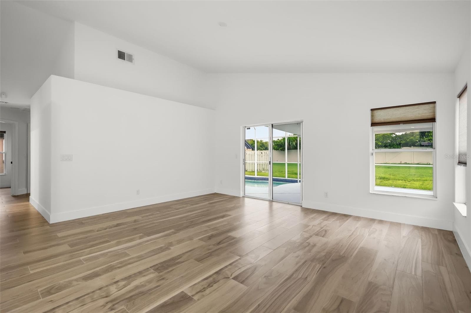 Single Family Residence at 14510 QUAIL TRAIL CIR, ORLANDO, photo 7 of 32