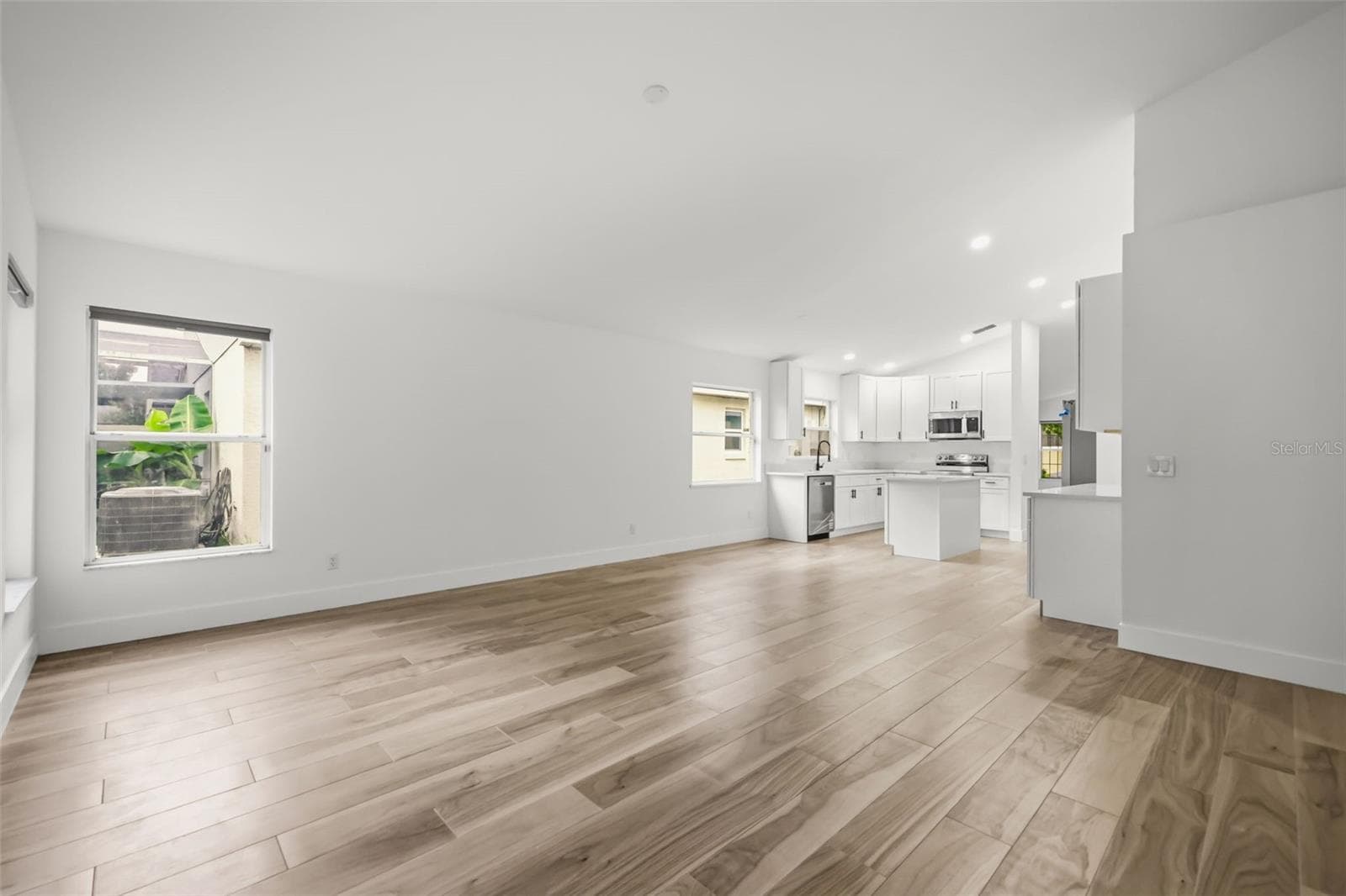 Single Family Residence at 14510 QUAIL TRAIL CIR, ORLANDO, photo 9 of 32