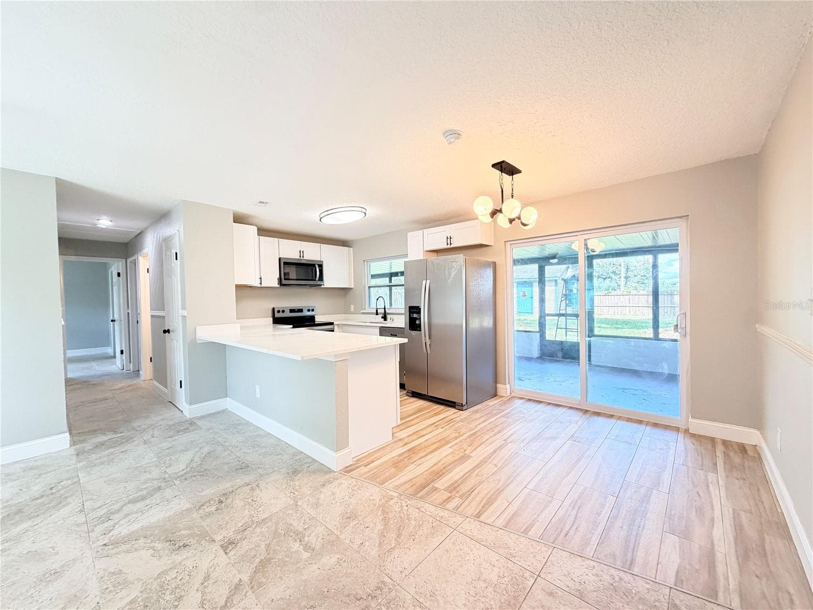 Single Family Residence at 3997 QUEEN ANNE DR, ORLANDO, photo 5 of 33