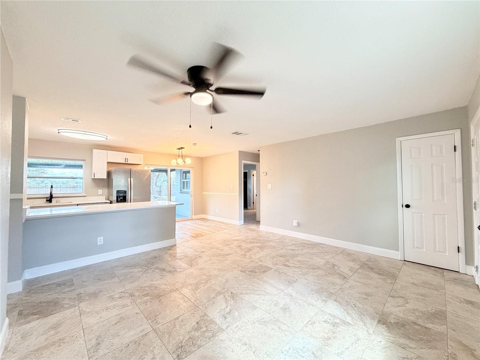 Single Family Residence at 3997 QUEEN ANNE DR, ORLANDO, photo 7 of 33