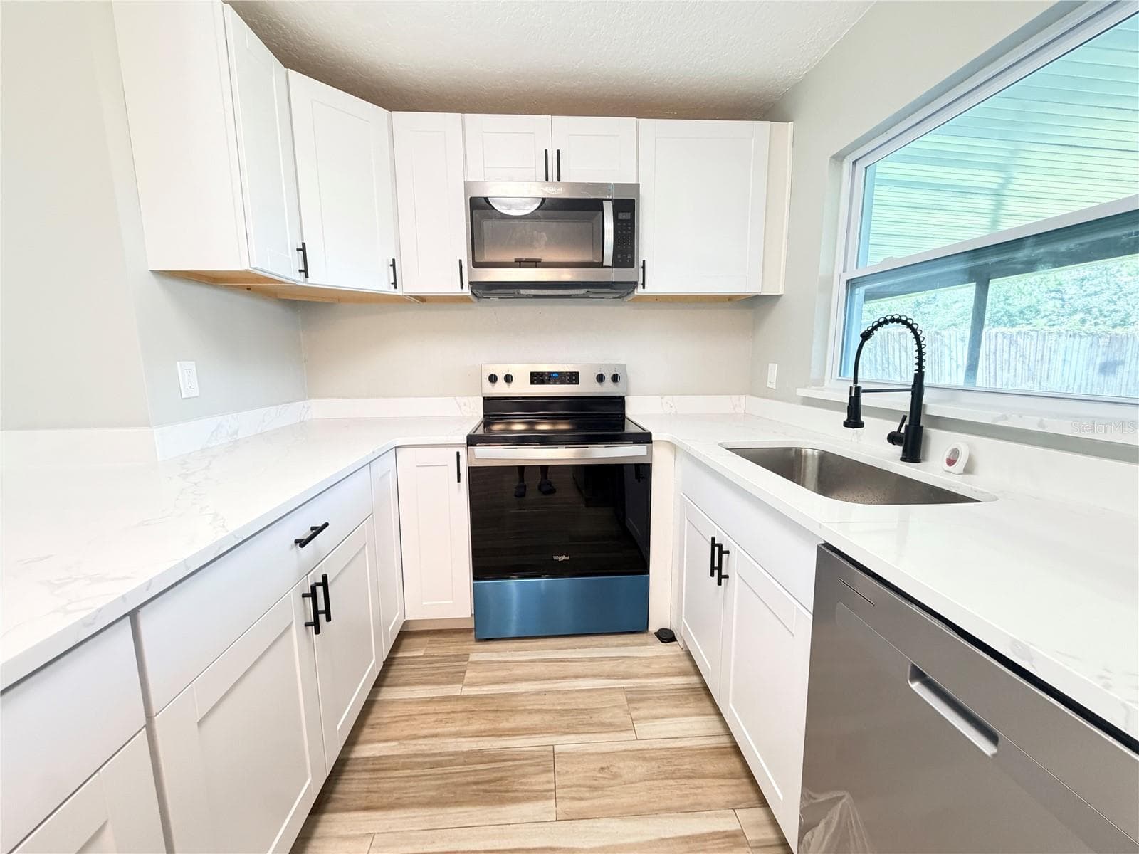 Single Family Residence at 3997 QUEEN ANNE DR, ORLANDO, photo 11 of 33