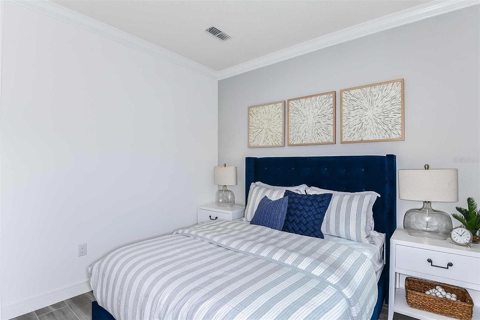 Model Home Design Only. Pictures and furnishings are for illustrative purposes only. Elevations, colors and options may vary. Furniture is for model home staging only. - 6541 WHITE WILLOW COURT, ST CLOUD