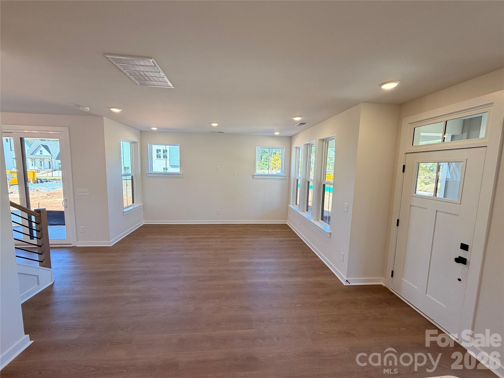 Single Family Residence at 7413 Westrow Avenue, Charlotte, photo 7 of 77