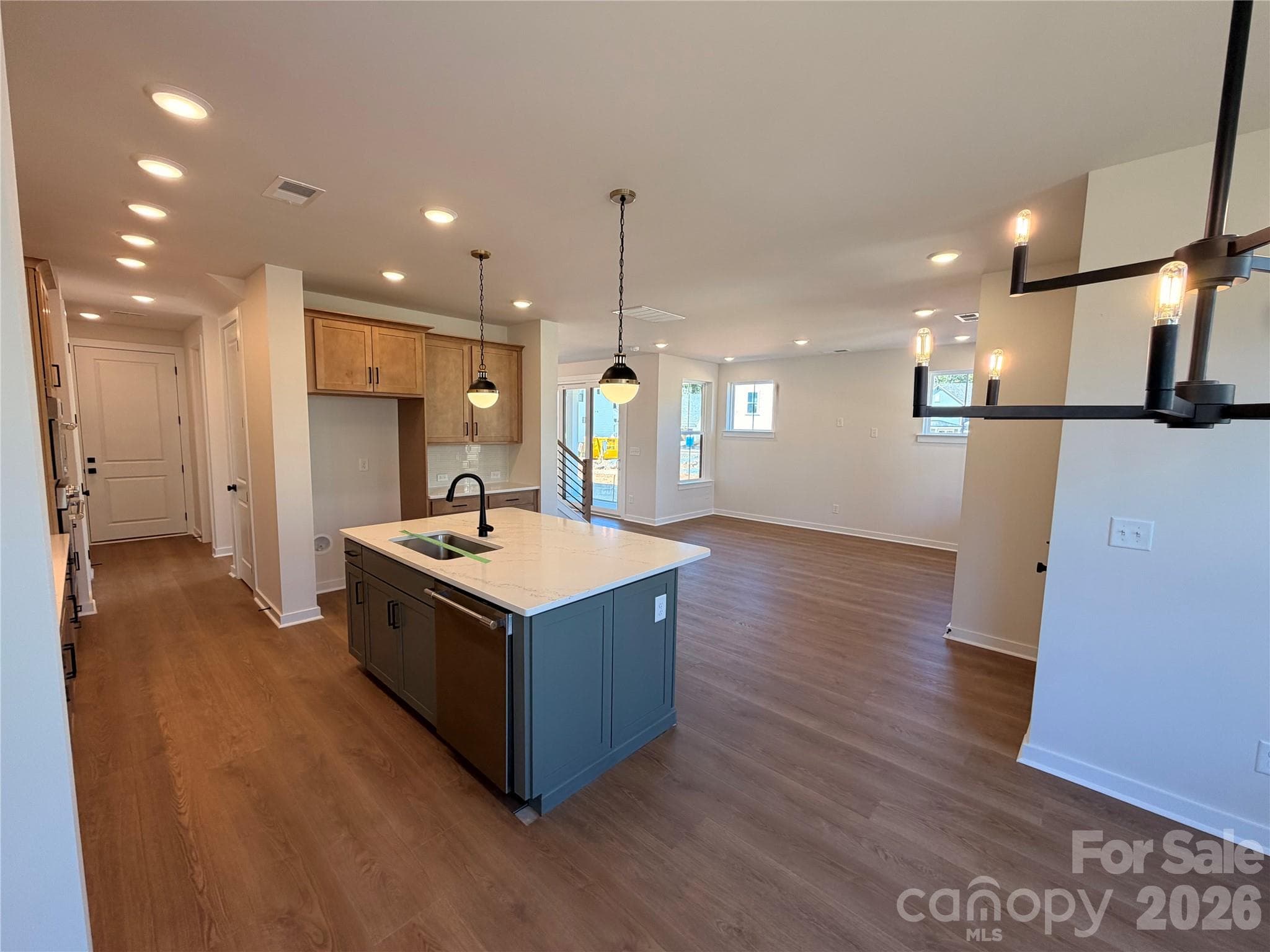 Single Family Residence at 7413 Westrow Avenue, Charlotte, photo 10 of 77