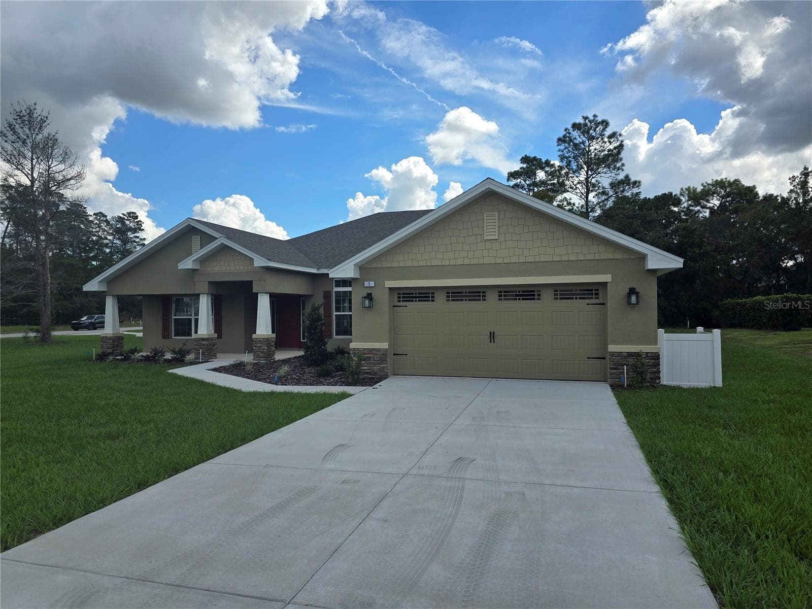 Front of Home - 1 CHRYSANTHEMUM CT, HOMOSASSA