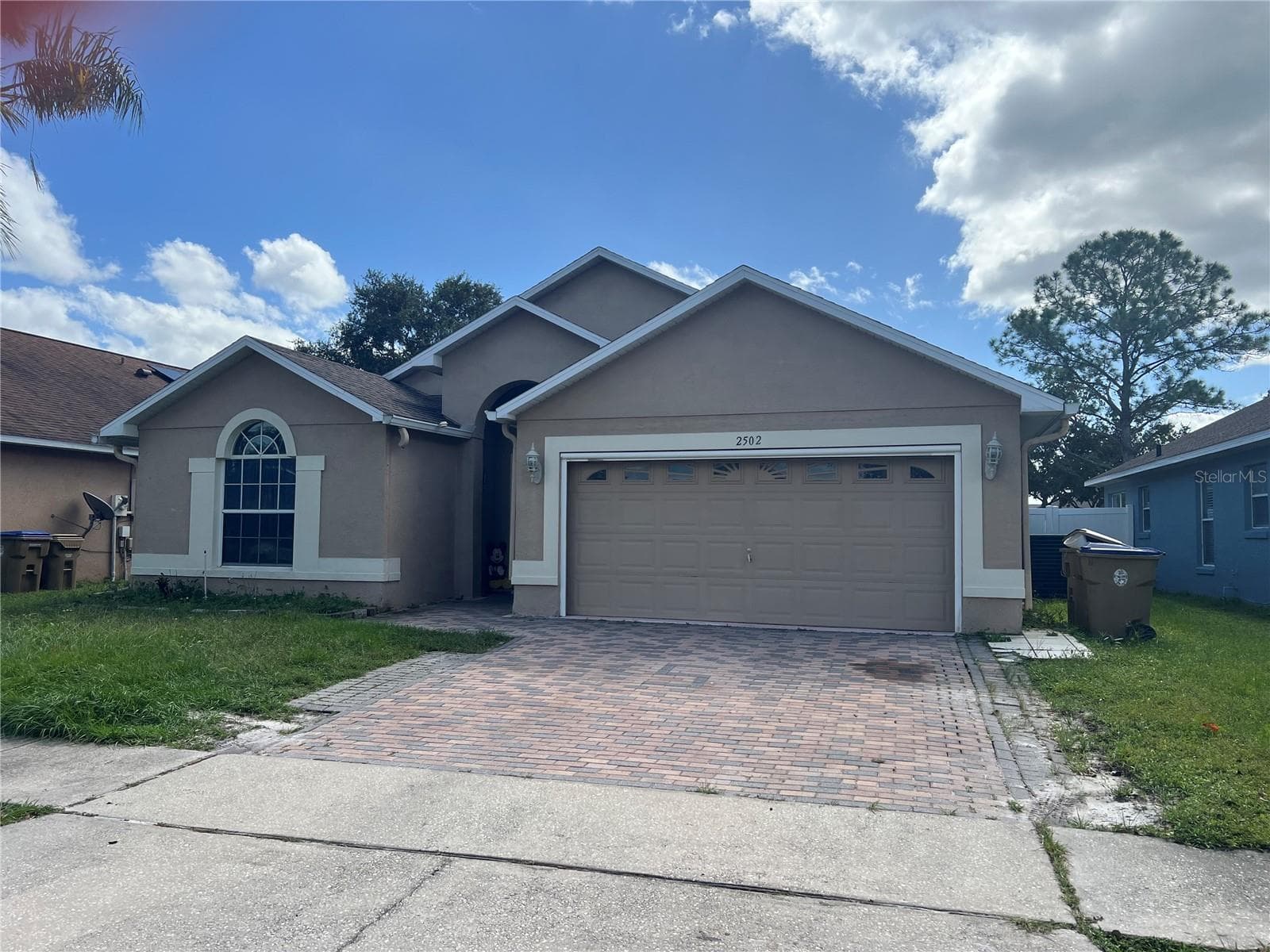 Single Family Residence at 2502 CROWN RIDGE CIR, KISSIMMEE, photo 2 of 56