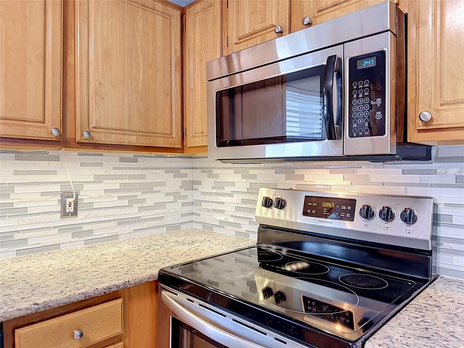 Single Family Residence at 8424 POCASSET PL, ORLANDO, photo 7 of 41