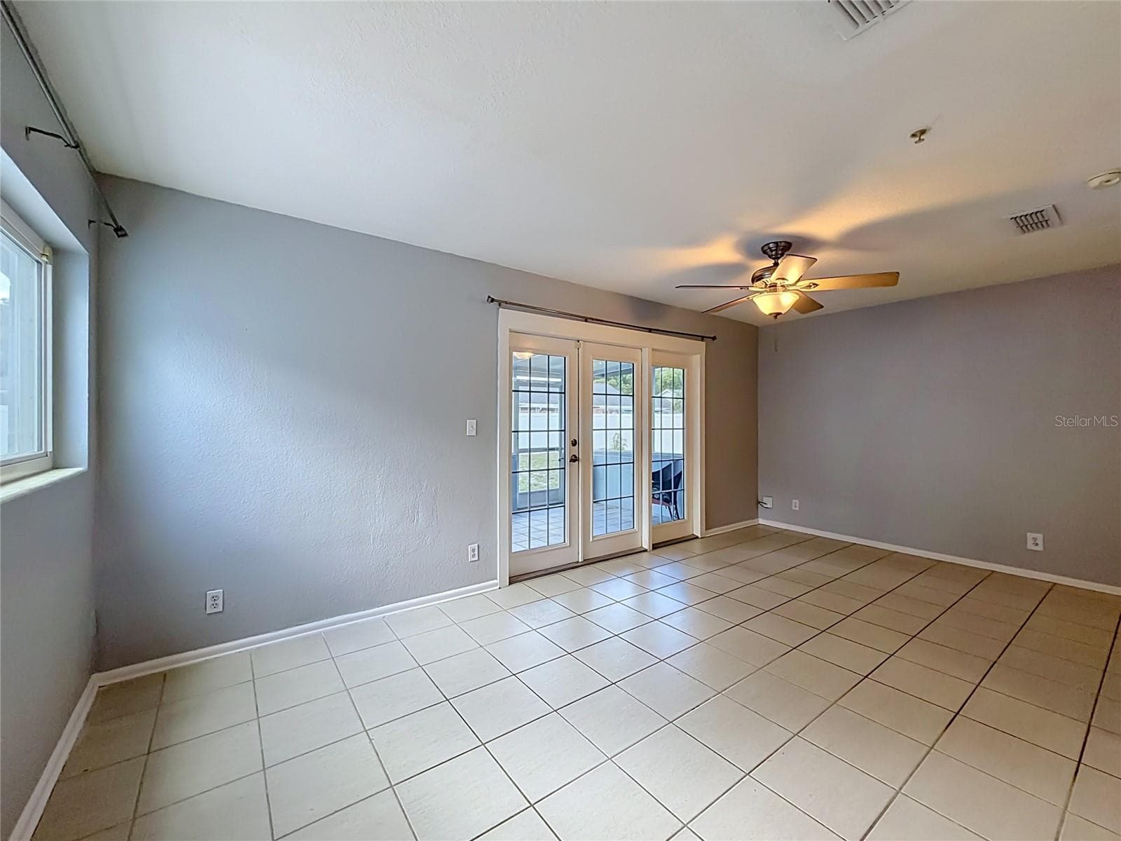Single Family Residence at 8424 POCASSET PL, ORLANDO, photo 13 of 41
