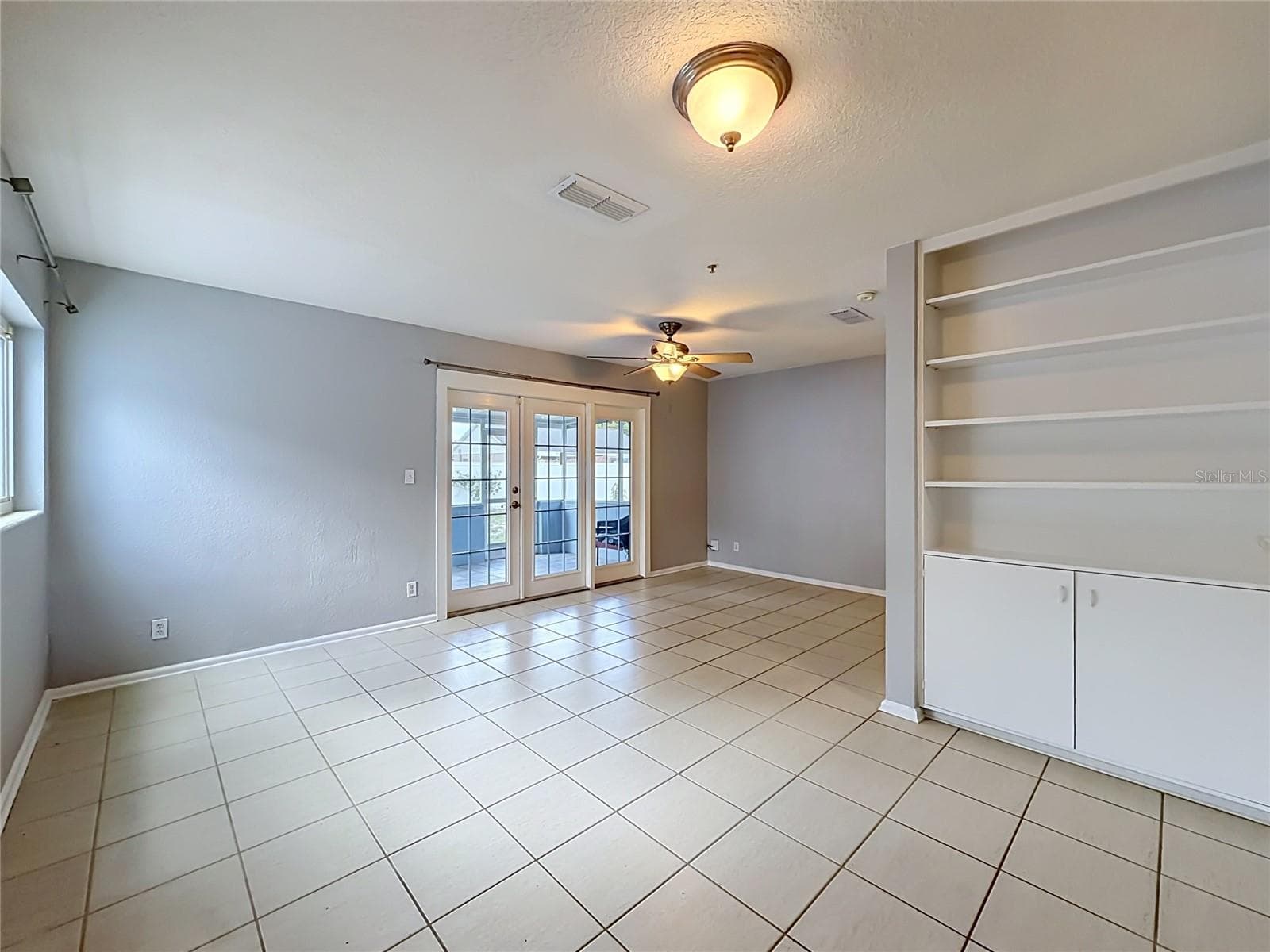 Single Family Residence at 8424 POCASSET PL, ORLANDO, photo 16 of 41
