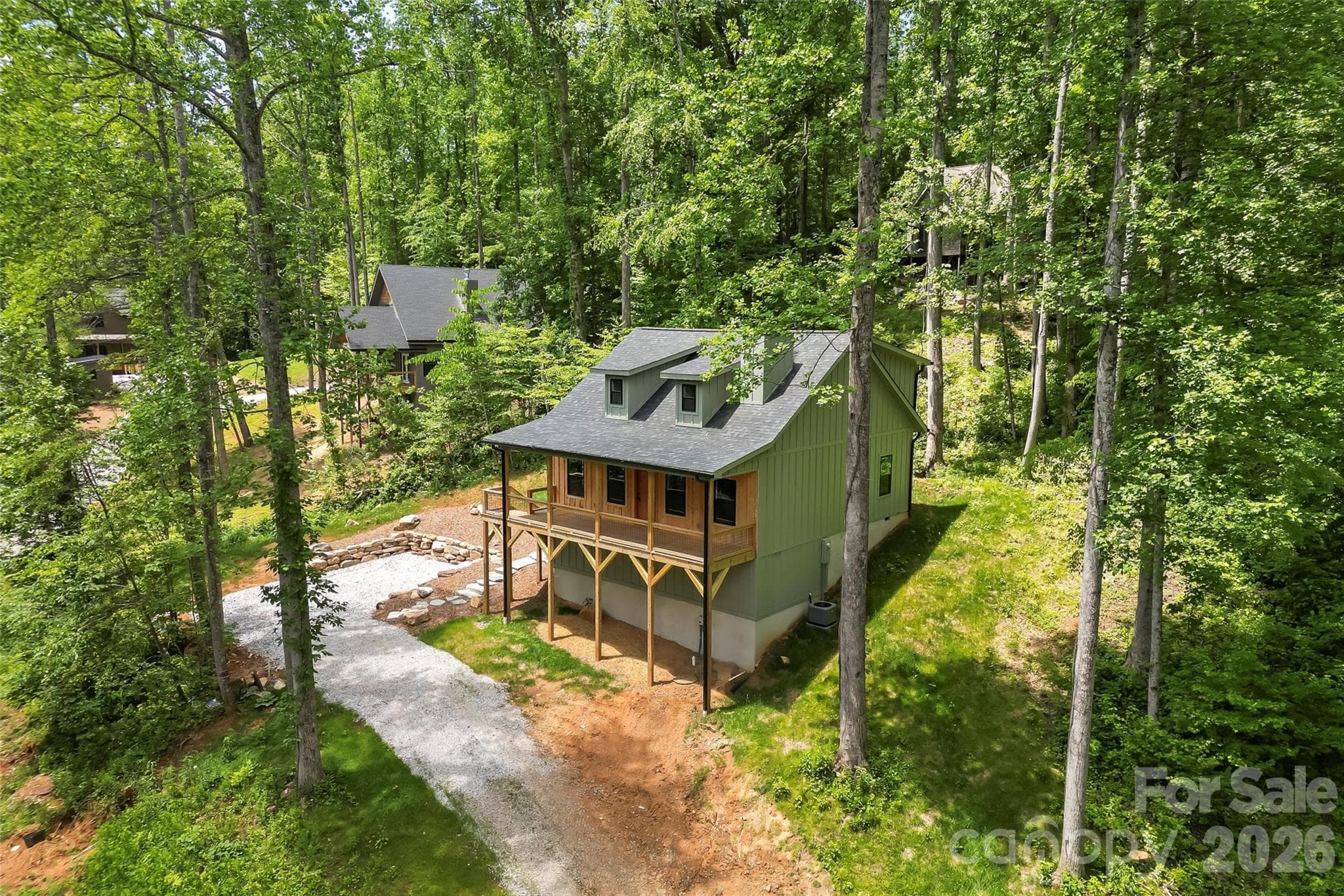 Single Family Residence at 511 Blue Ridge Drive N, Marion, photo 4 of 87