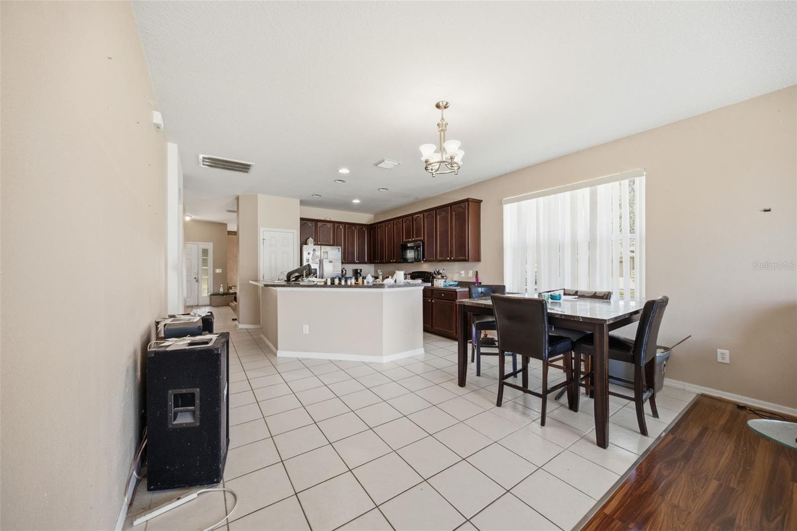 Breakfast nook 14'9" x 9'9" - 10328 CELTIC ASH DR, RUSKIN