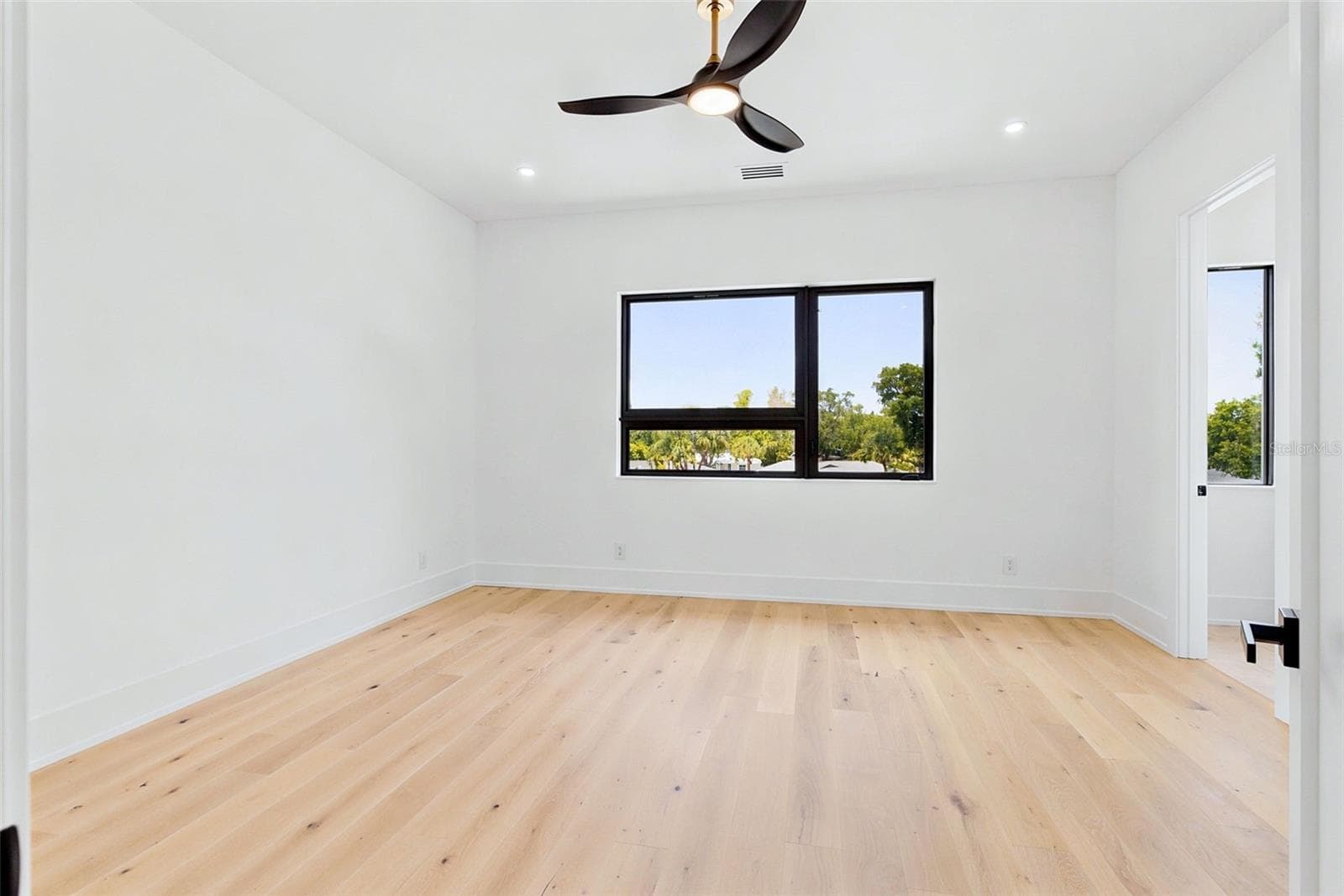 Single Family Residence at 1870 JASMINE DR, SARASOTA, photo 68 of 120