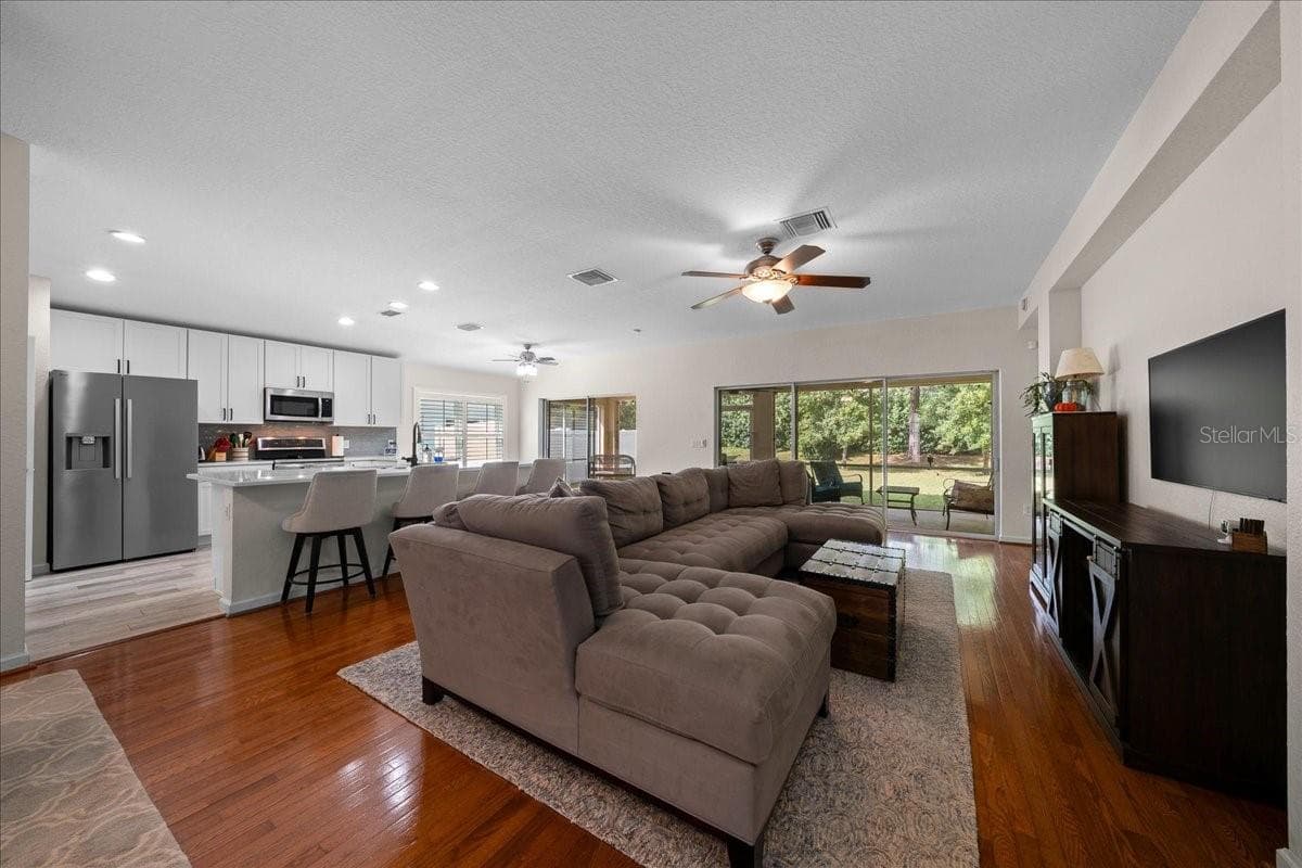 GREAT ROOM - 5509 SW 42ND PL, OCALA