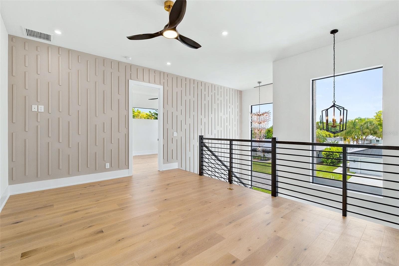 Single Family Residence at 1870 JASMINE DR, SARASOTA, photo 34 of 120
