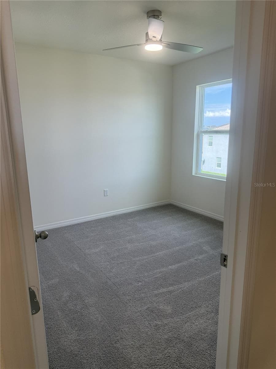Single Family Residence at 1071 CASCADE DR, DAVENPORT, photo 5 of 17