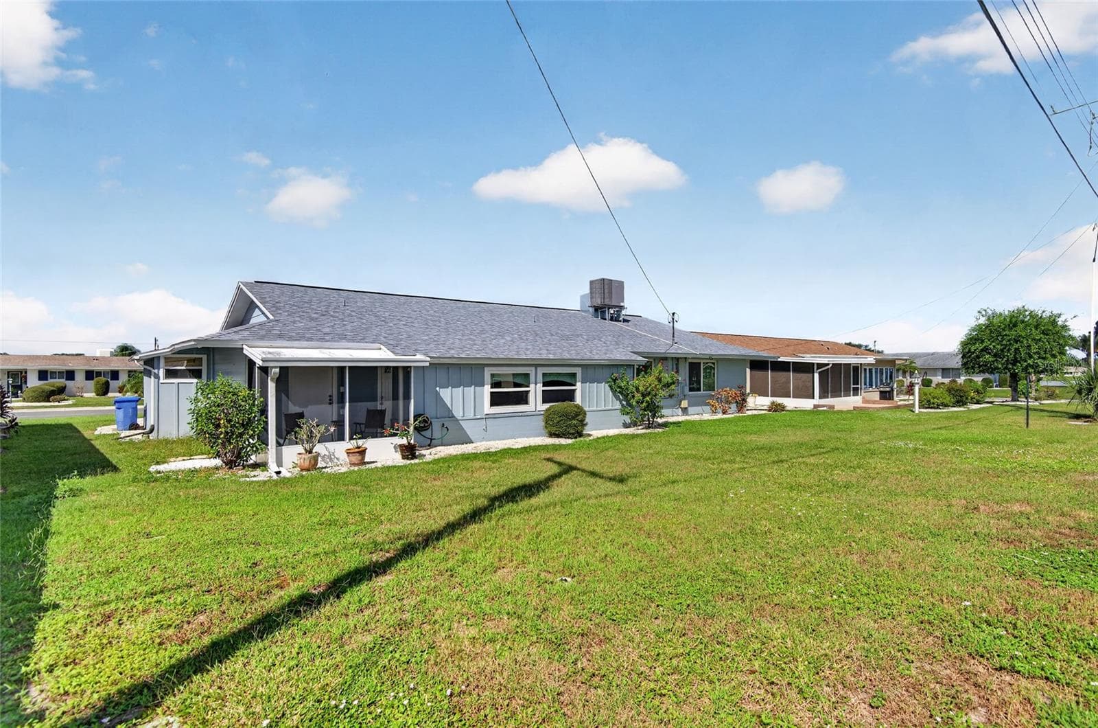 Single Family Residence at 1743 COUNCIL DR, SUN CITY CENTER, photo 2 of 38