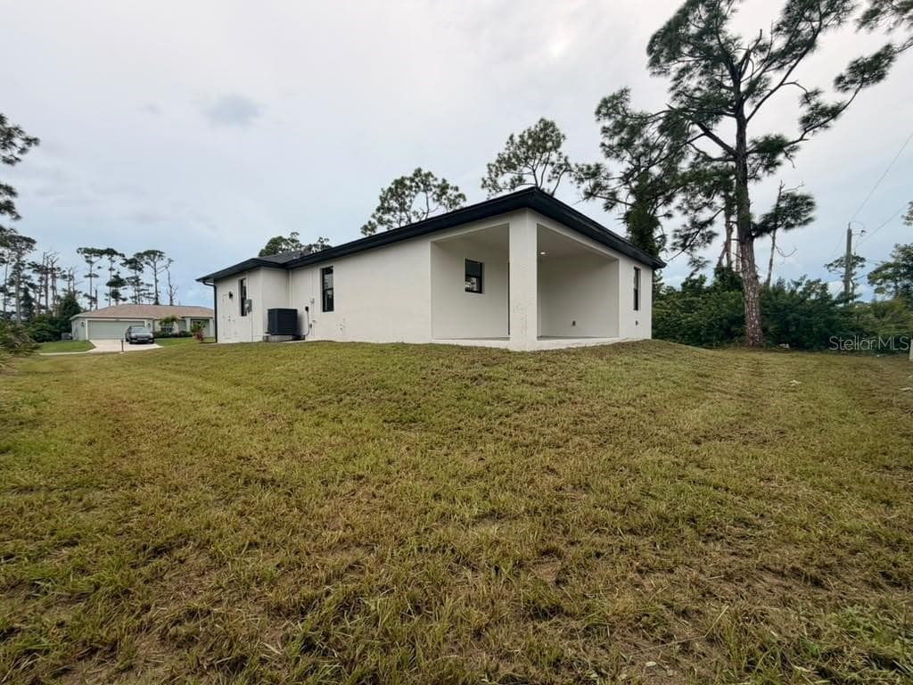 Single Family Residence at 13480 DRYSDALE AVE, PORT CHARLOTTE, photo 3 of 23