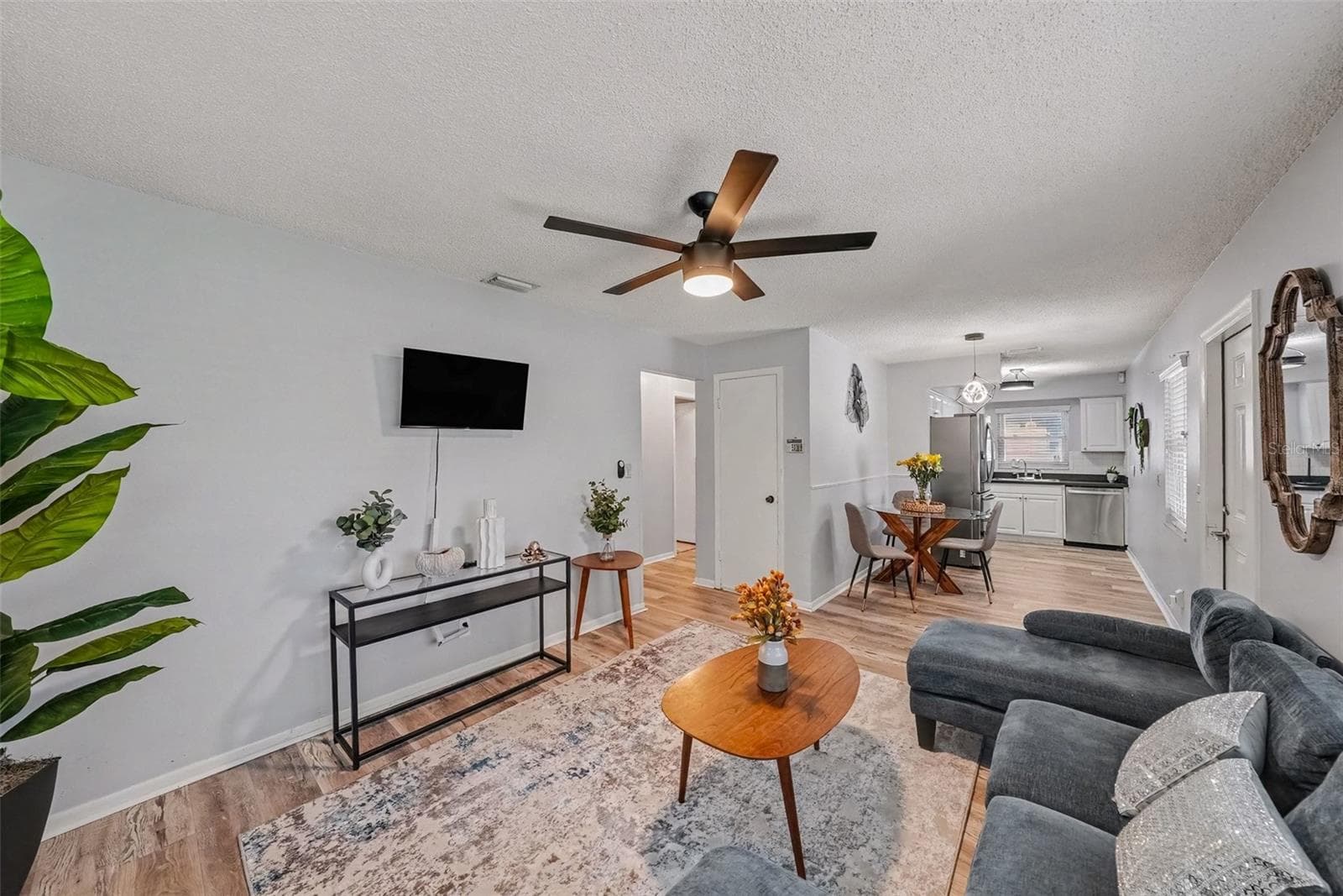 Single Family Residence at 4516 W PAXTON AVE, TAMPA, photo 12 of 26