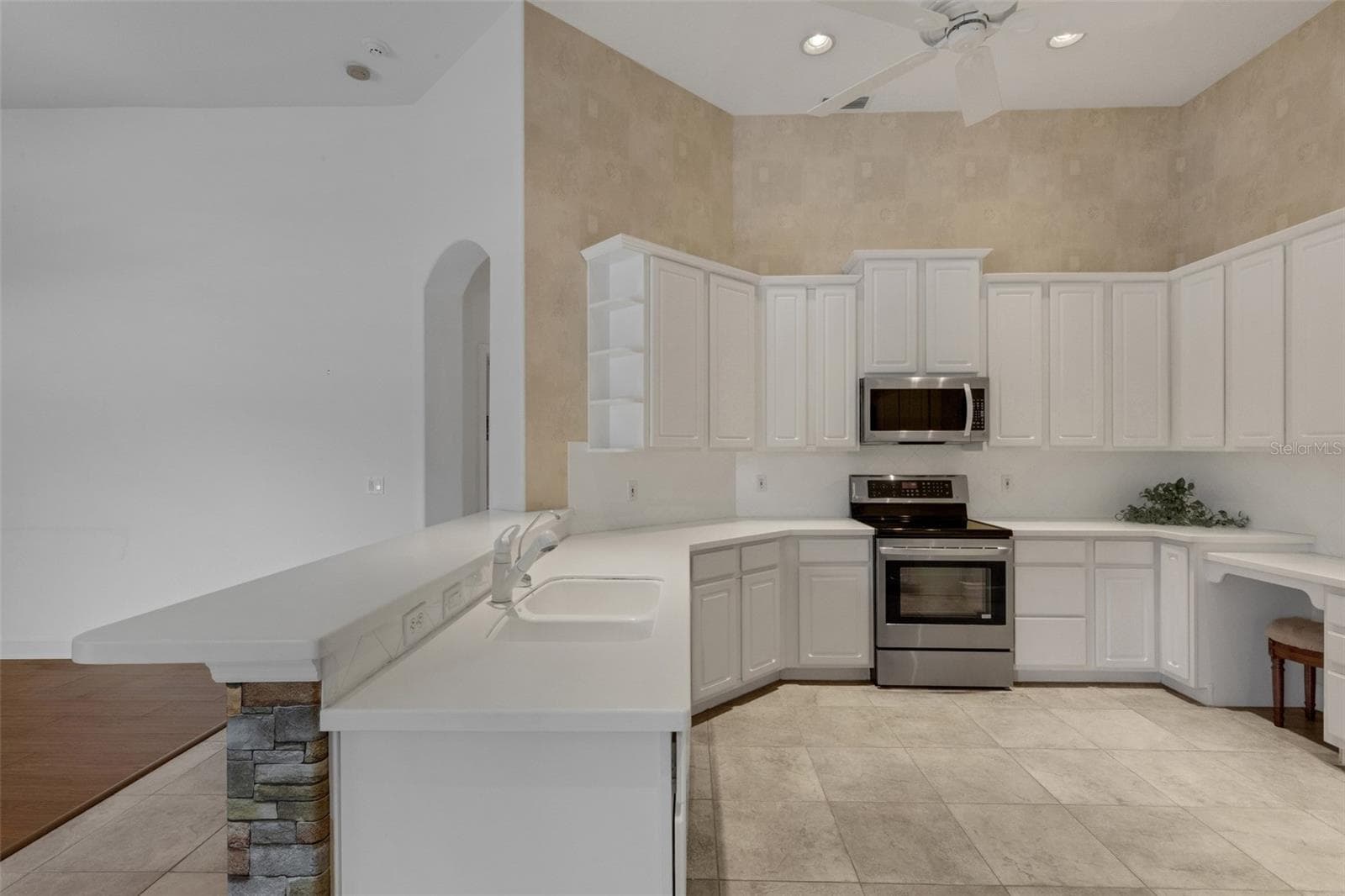 kitchen - 8339 BARTON FARMS BLVD, SARASOTA