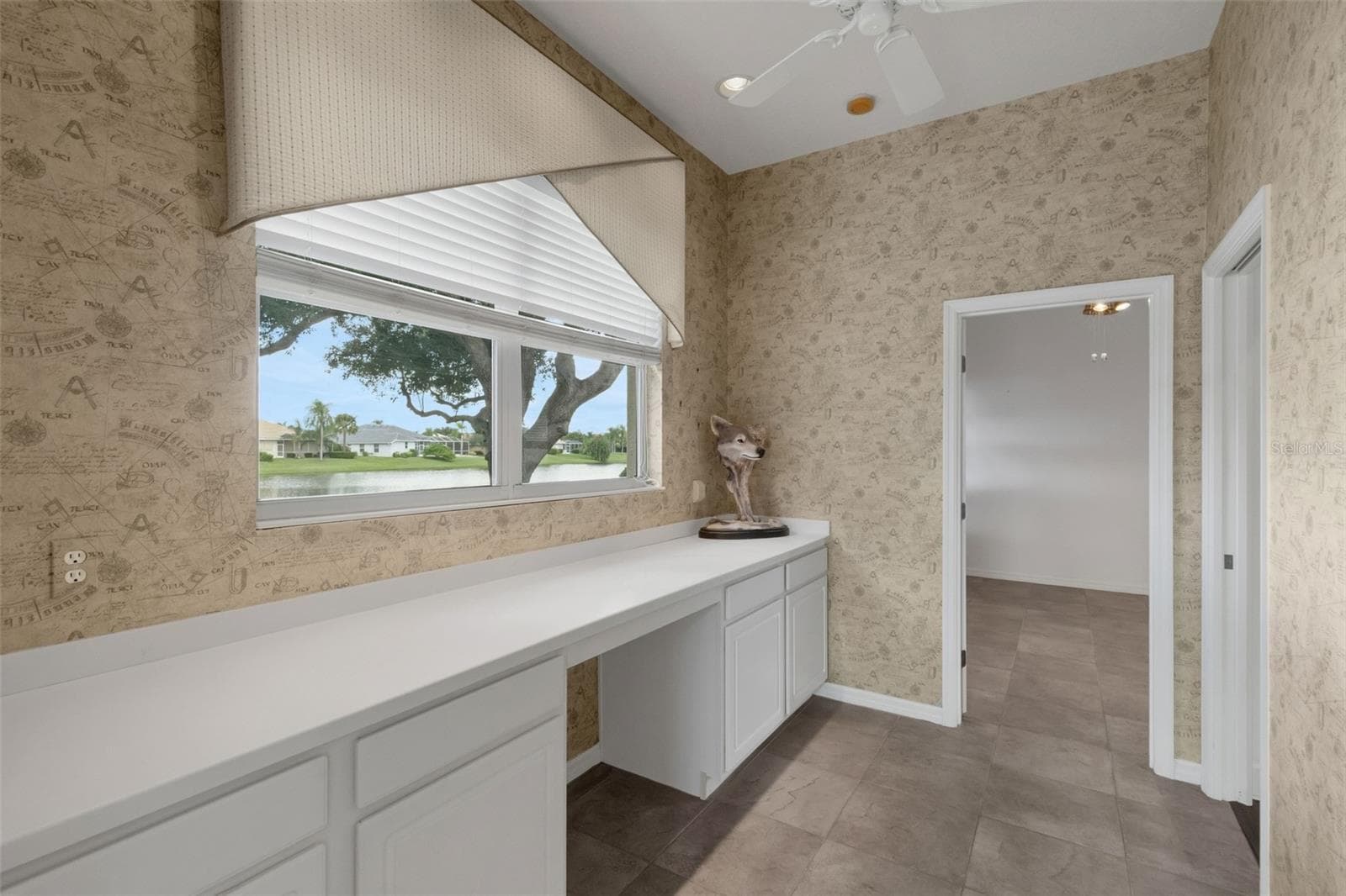 hobby room - 8339 BARTON FARMS BLVD, SARASOTA