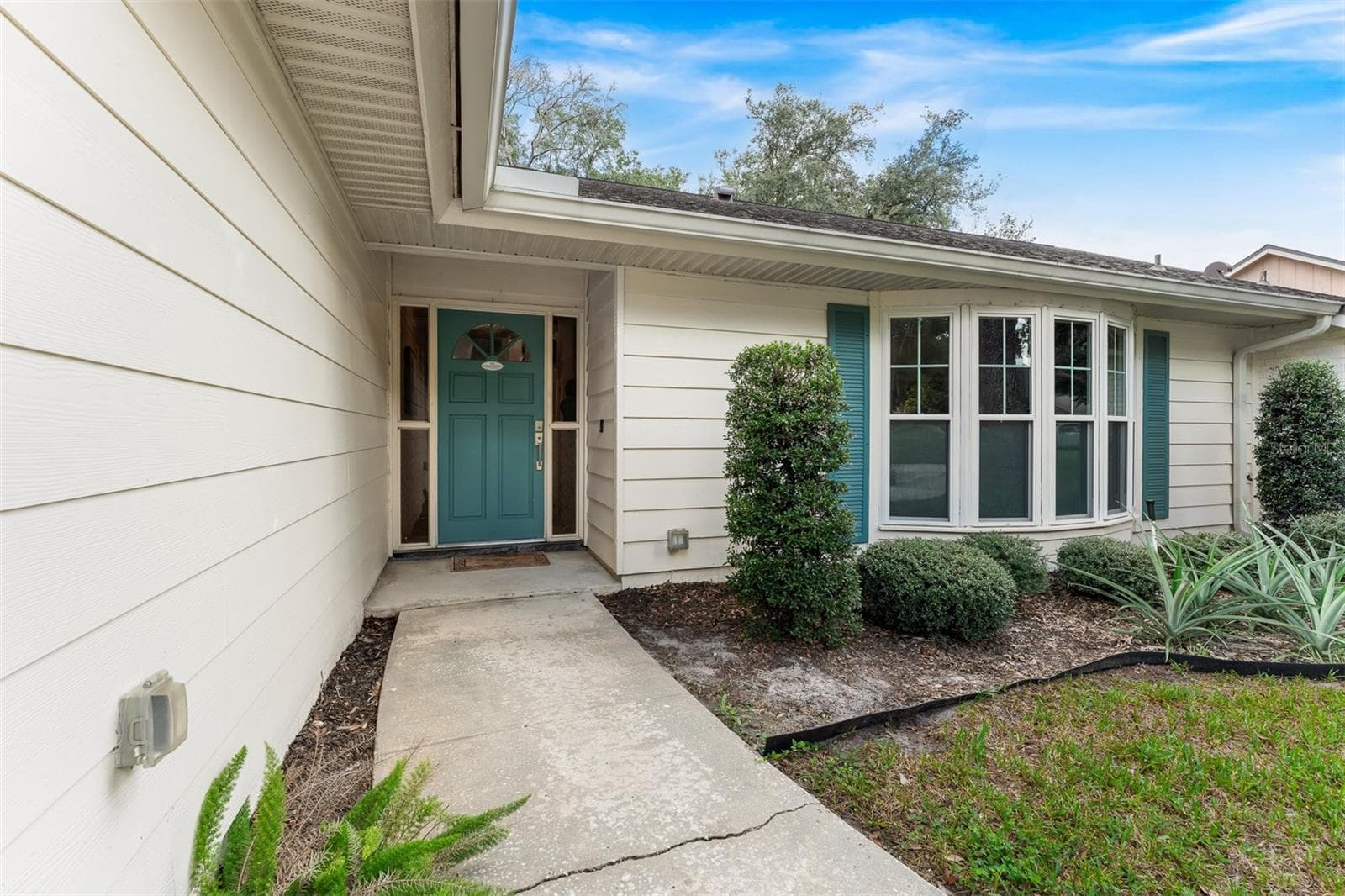 Single Family Residence at 2001 HIDDEN PINE LN, APOPKA, photo 7 of 53