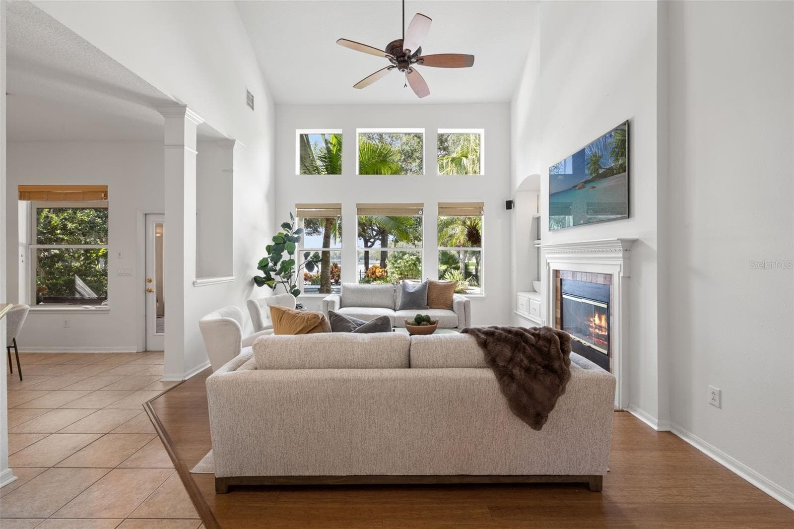 Single Family Residence at 14623 CANOPY DR, TAMPA, photo 10 of 74