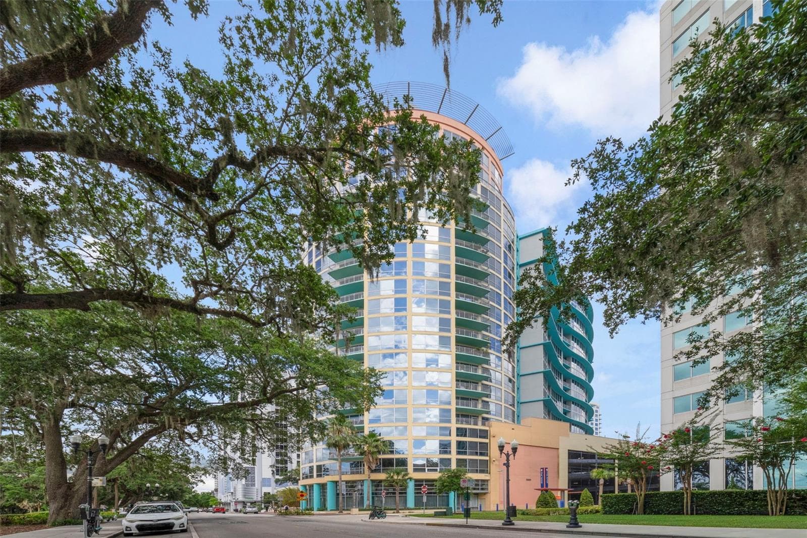 Condominium at 322 E CENTRAL BLVD #811, ORLANDO, photo 30 of 31