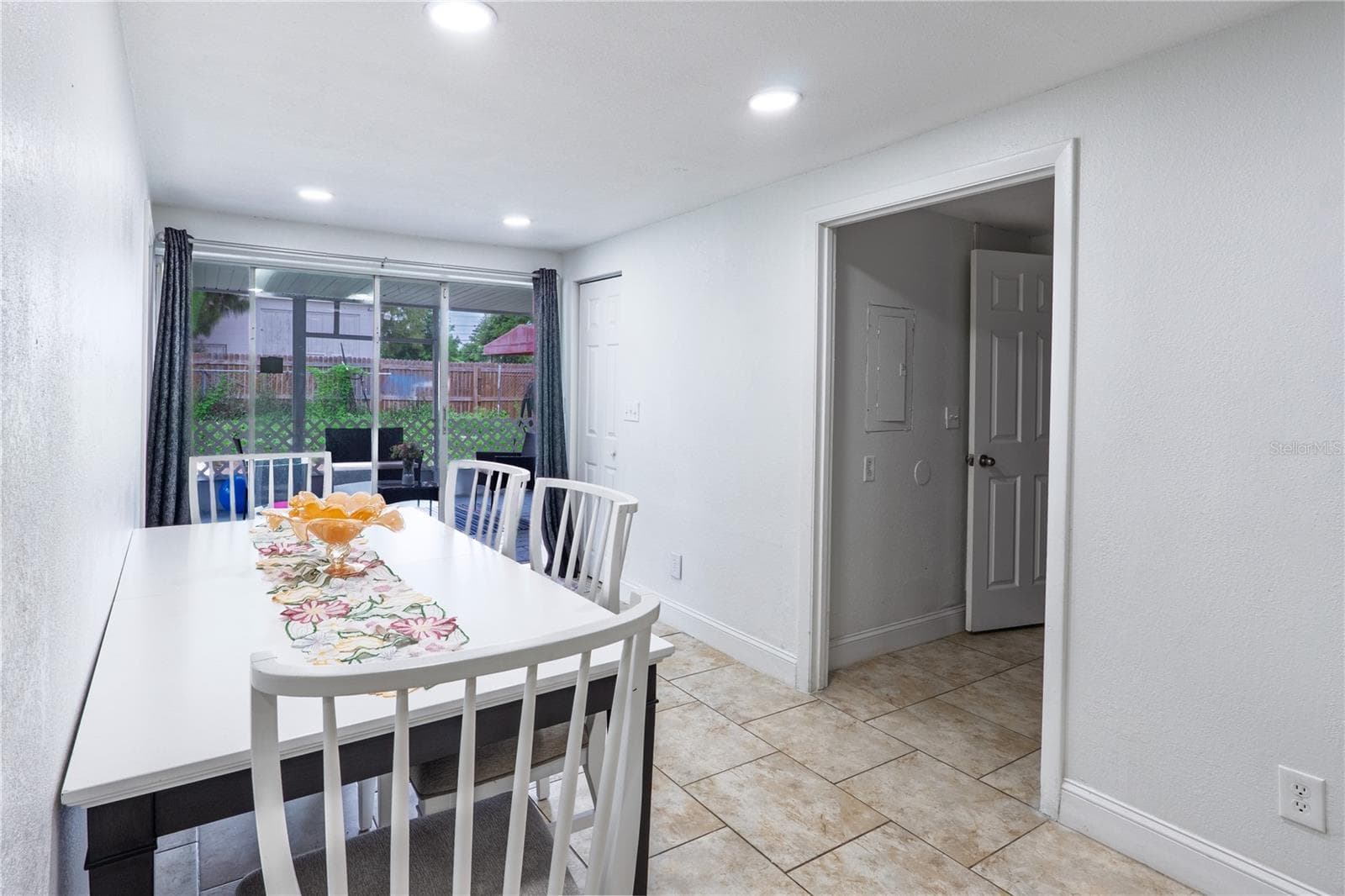 Single Family Residence at 8819 W BROAD ST, TAMPA, photo 7 of 24