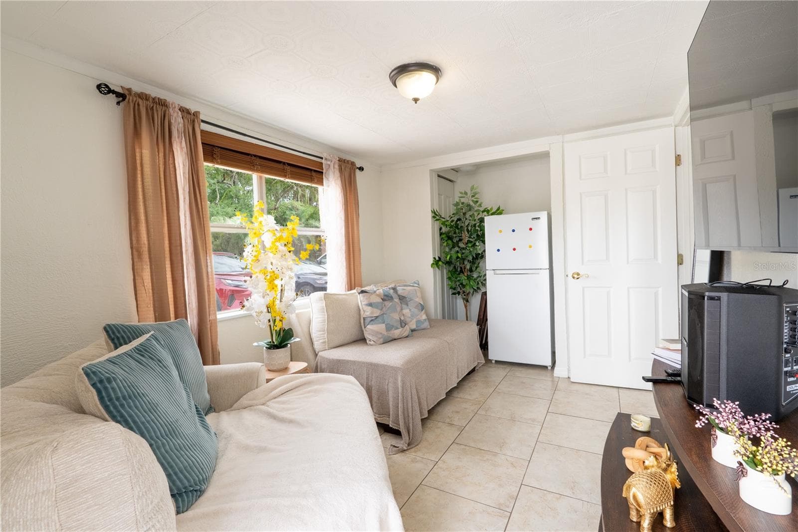 Single Family Residence at 8819 W BROAD ST, TAMPA, photo 16 of 24