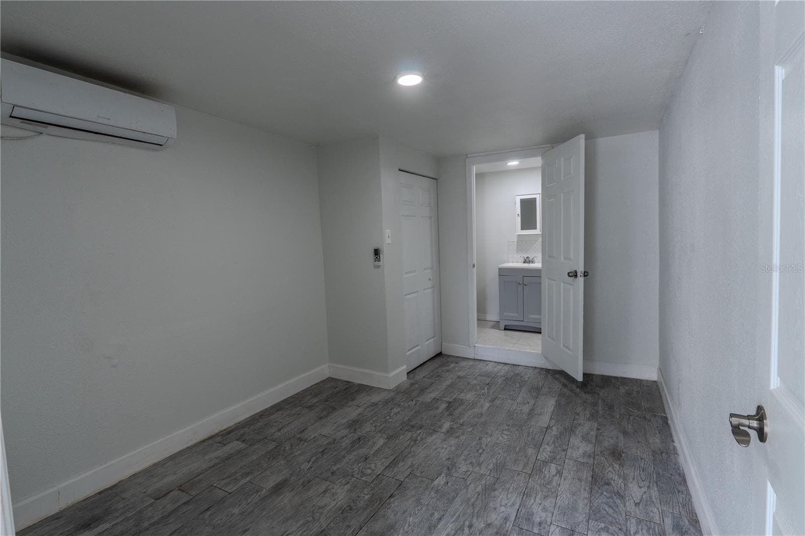Single Family Residence at 8819 W BROAD ST, TAMPA, photo 20 of 24