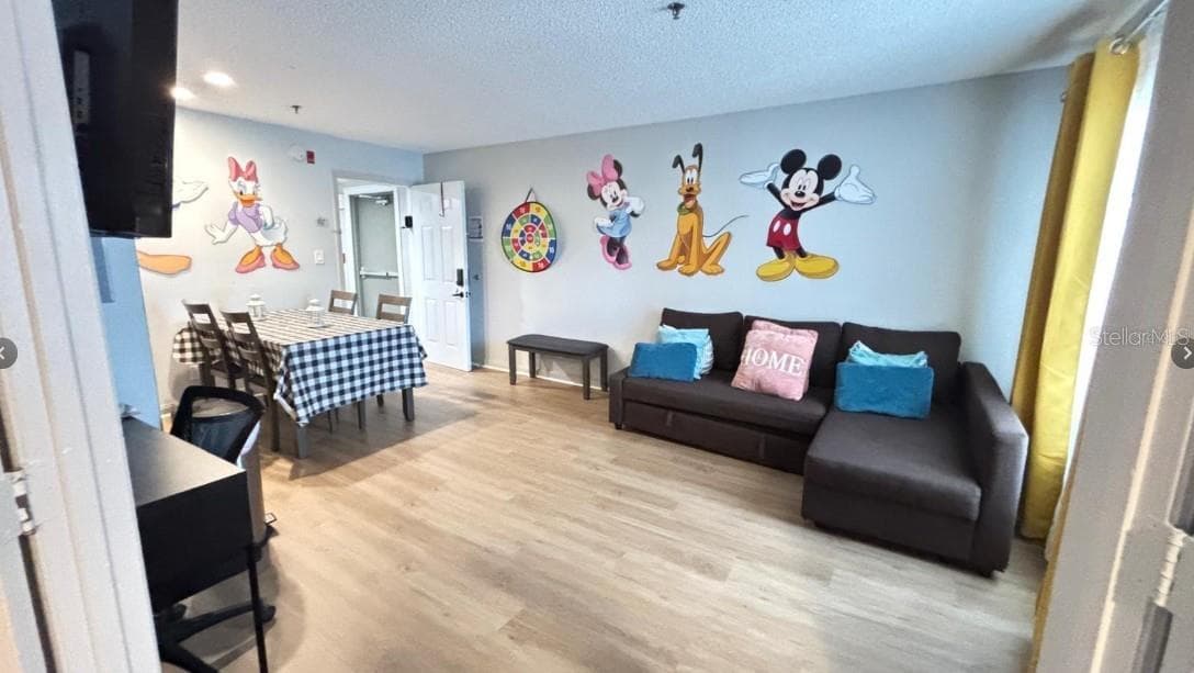 Condo - Hotel at 3100 PARKWAY BLVD #730, KISSIMMEE, photo 3 of 22