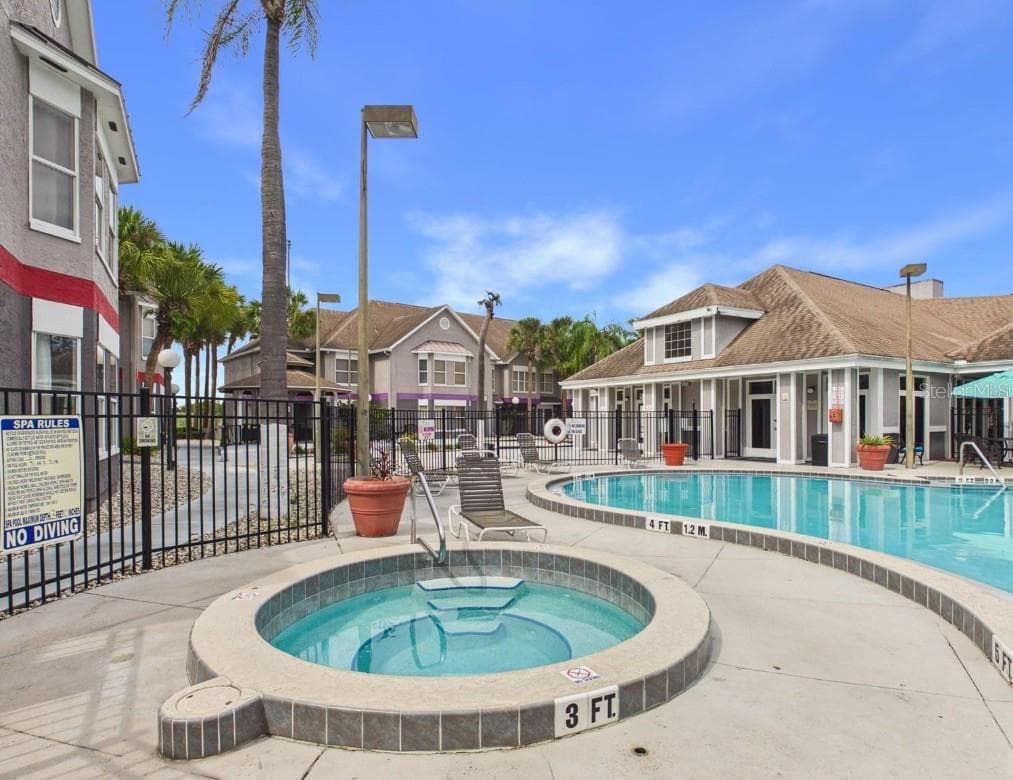 Condo - Hotel at 3100 PARKWAY BLVD #730, KISSIMMEE, photo 17 of 22