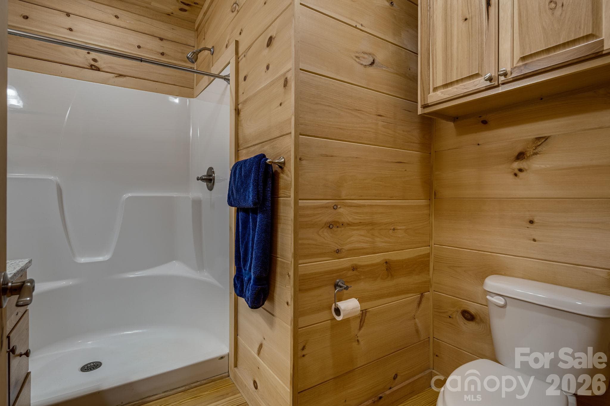 Bath 2 - 576 Pheasant Street, Lake Lure