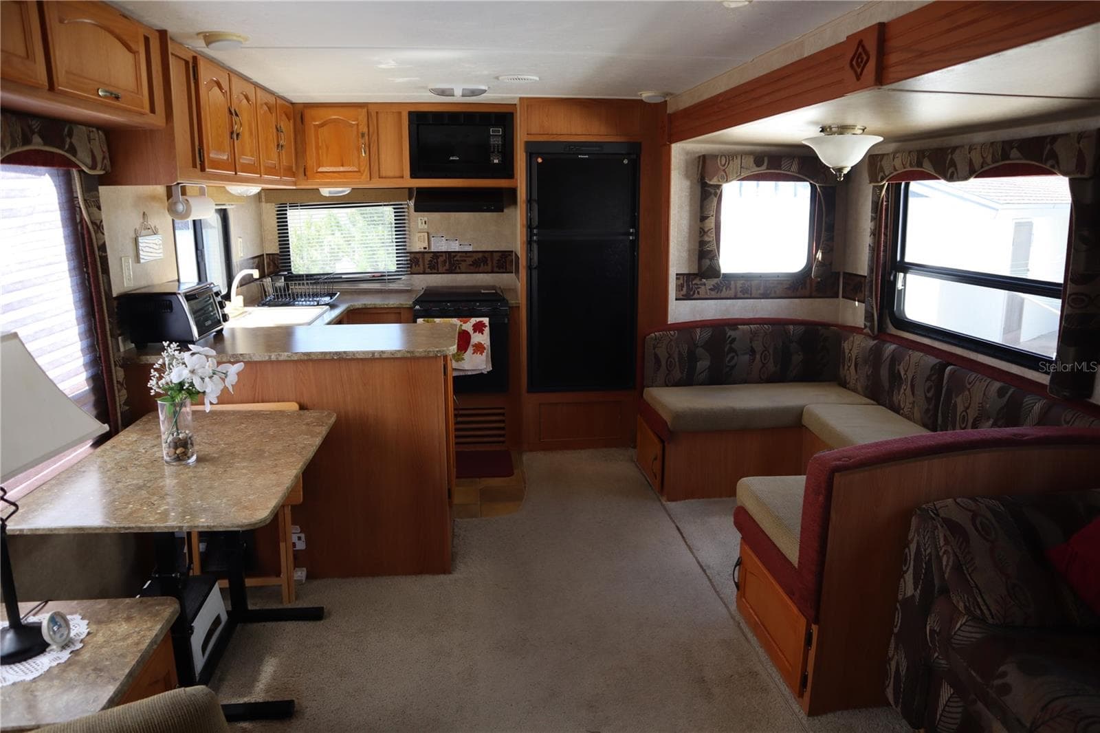 Manufactured Home at 9431 COUGAR DR, WEEKI WACHEE, photo 4 of 23