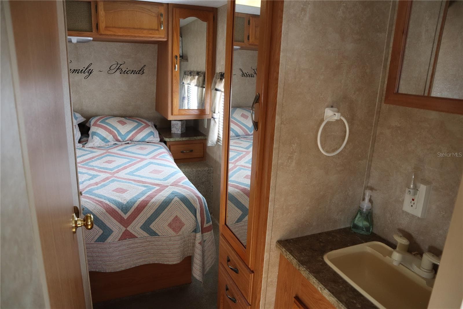 Manufactured Home at 9431 COUGAR DR, WEEKI WACHEE, photo 10 of 23
