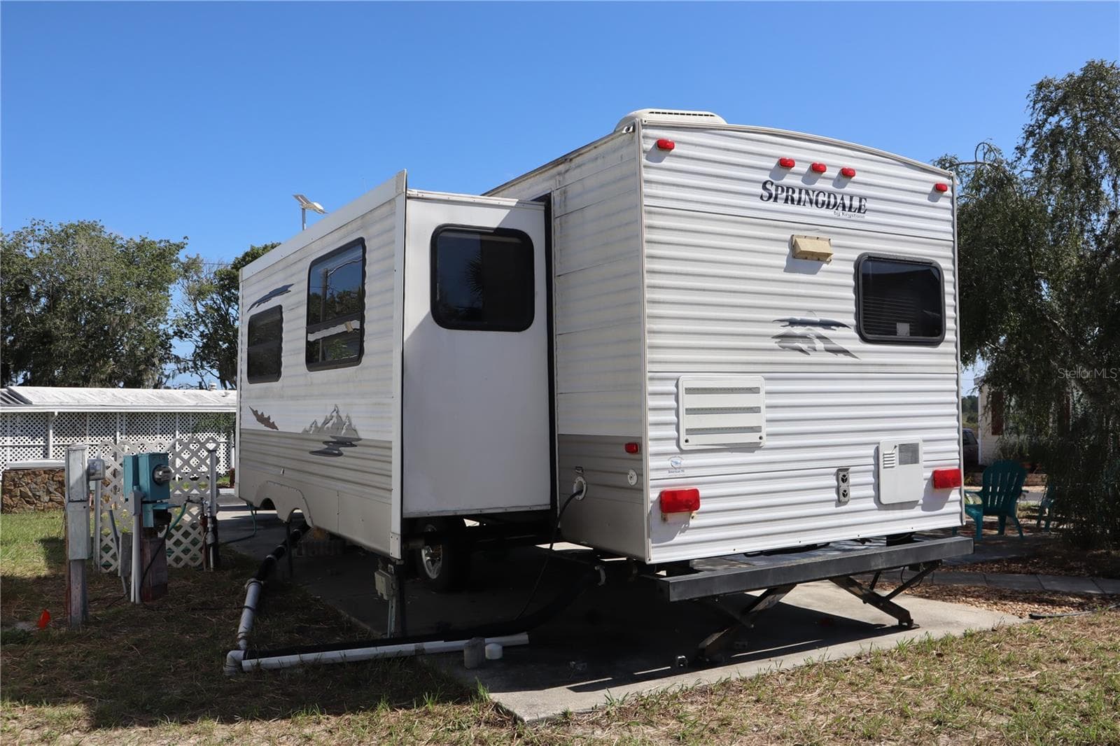 Manufactured Home at 9431 COUGAR DR, WEEKI WACHEE, photo 16 of 23