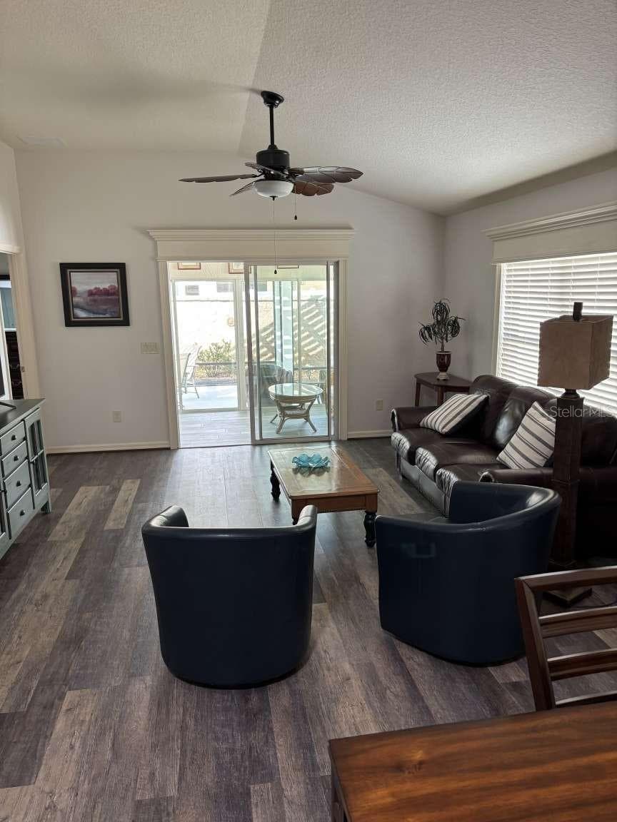 Villa at 1067 CARVER CT, THE VILLAGES, photo 19 of 69