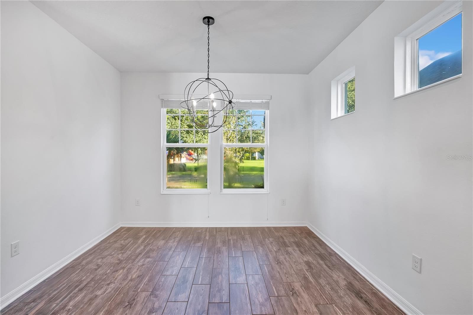 Single Family Residence at 15066 MARBLED GODWIT DR, WINTER GARDEN, photo 5 of 77