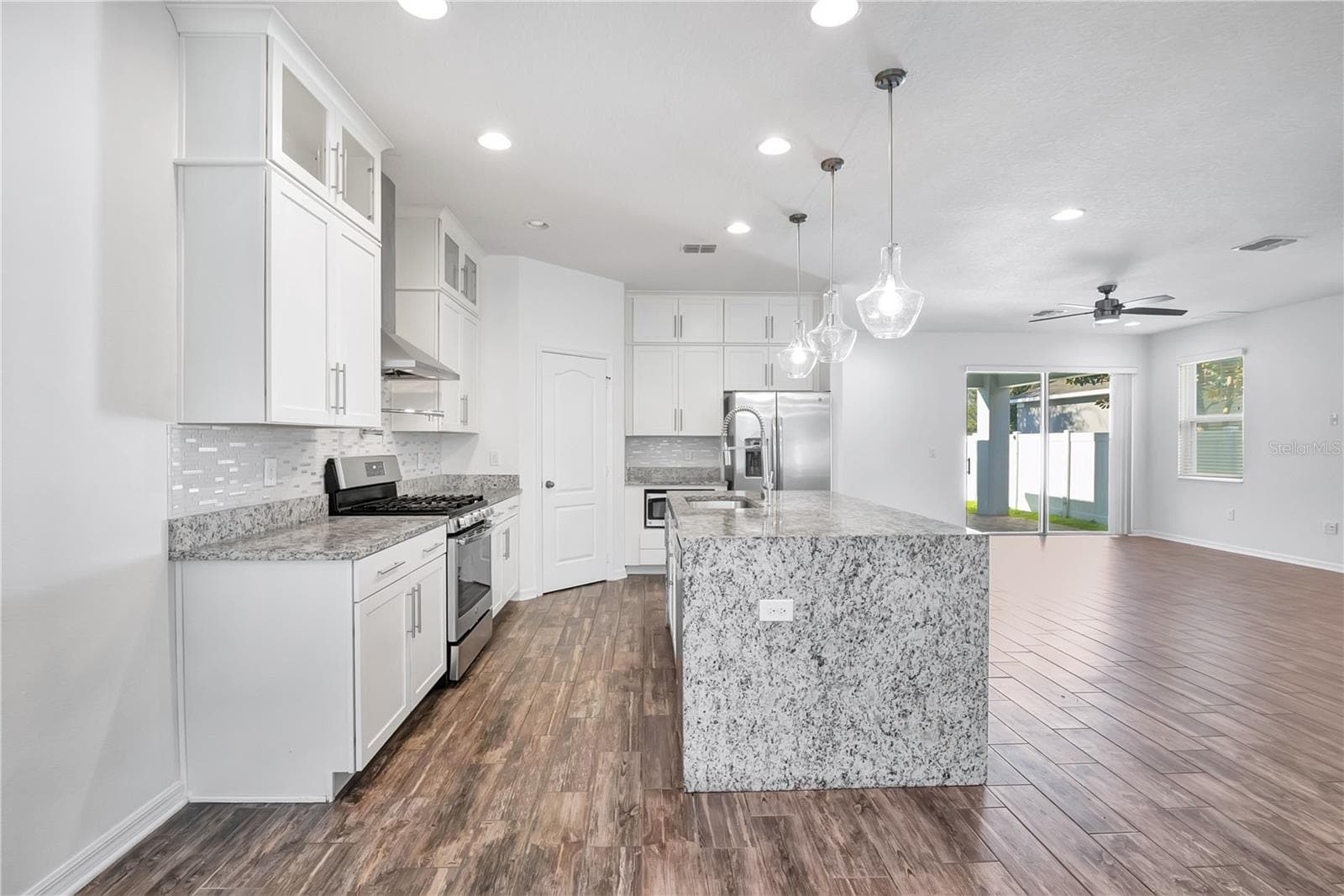 Single Family Residence at 15066 MARBLED GODWIT DR, WINTER GARDEN, photo 6 of 77