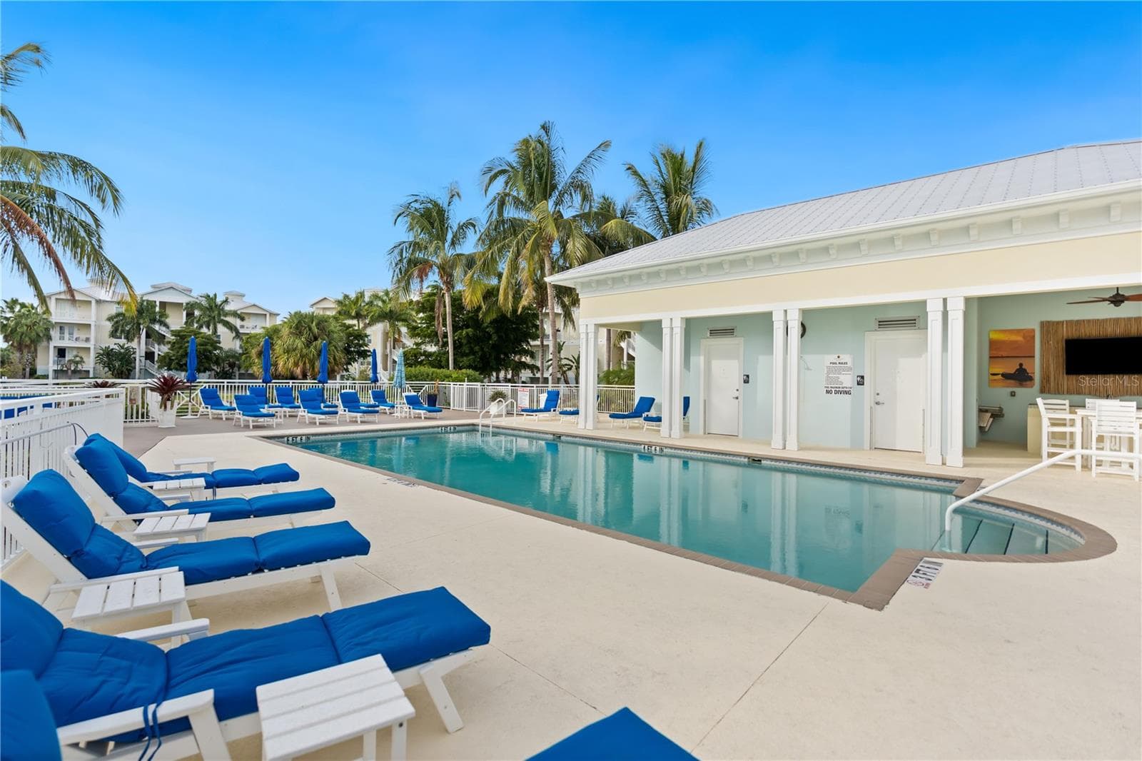 Condominium at 7611 34TH AVE W #301, BRADENTON, photo 2 of 69