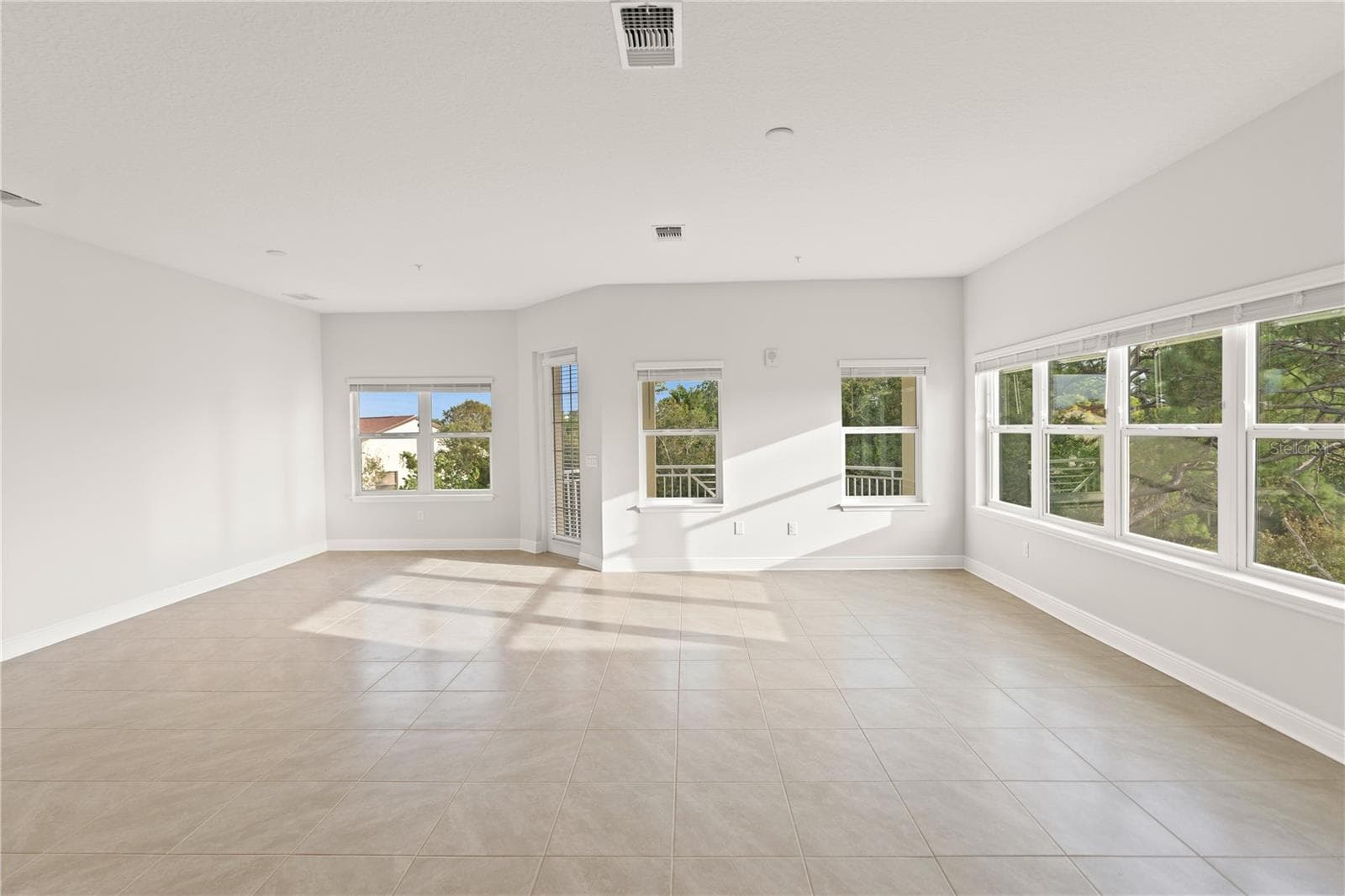 Condominium at 7611 34TH AVE W #301, BRADENTON, photo 8 of 69