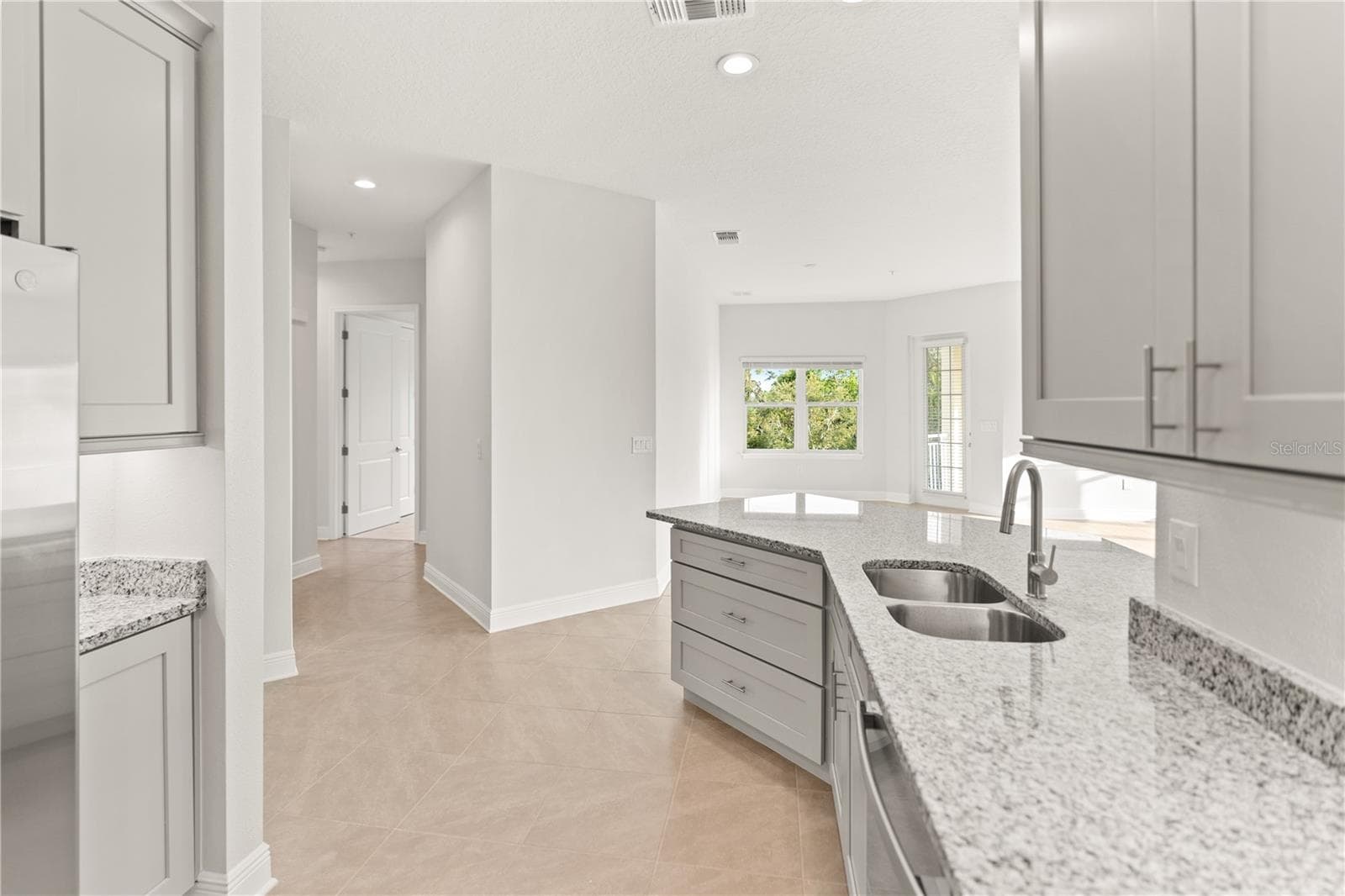 Condominium at 7611 34TH AVE W #301, BRADENTON, photo 20 of 69