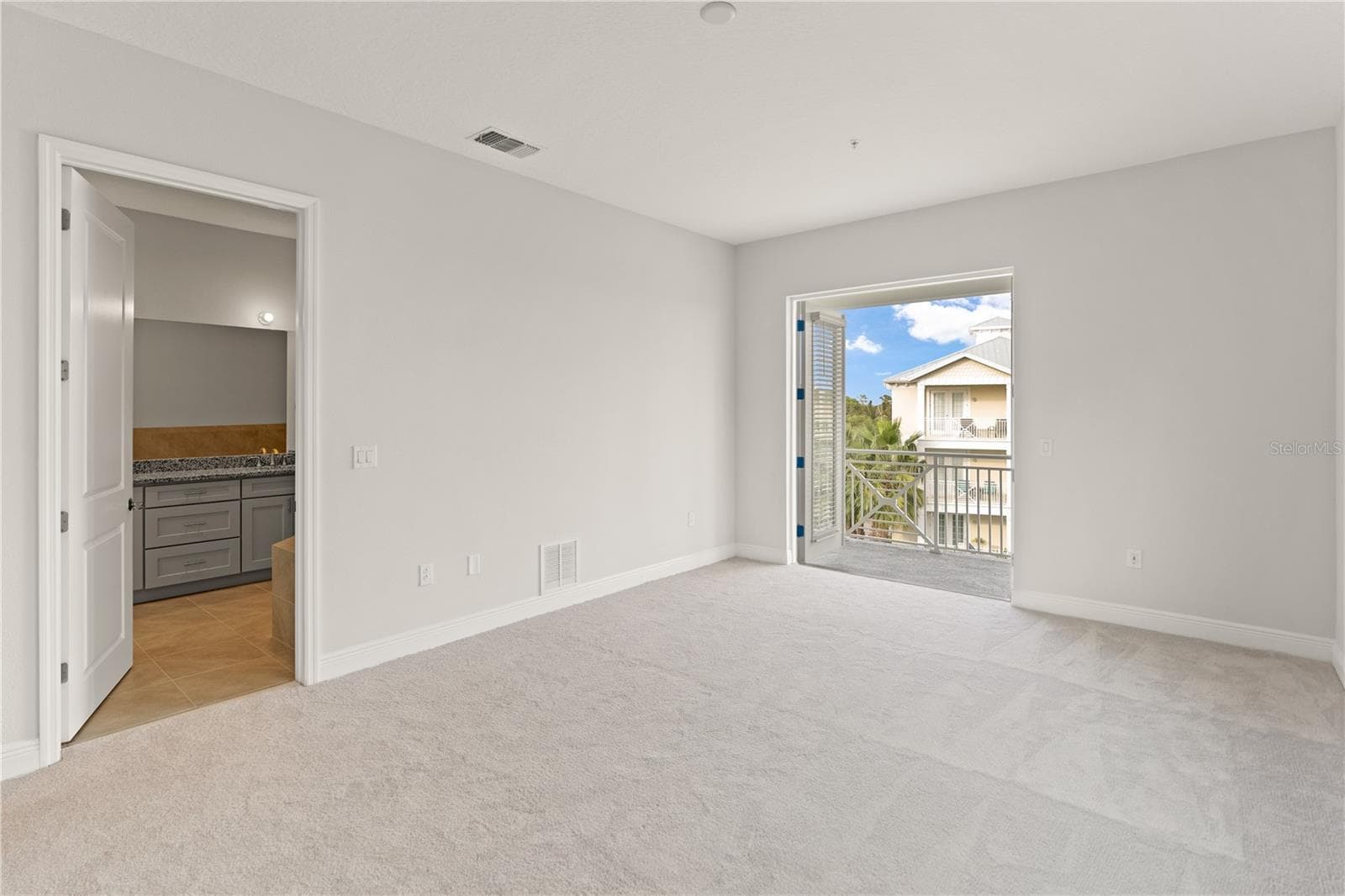 Condominium at 7611 34TH AVE W #301, BRADENTON, photo 28 of 69