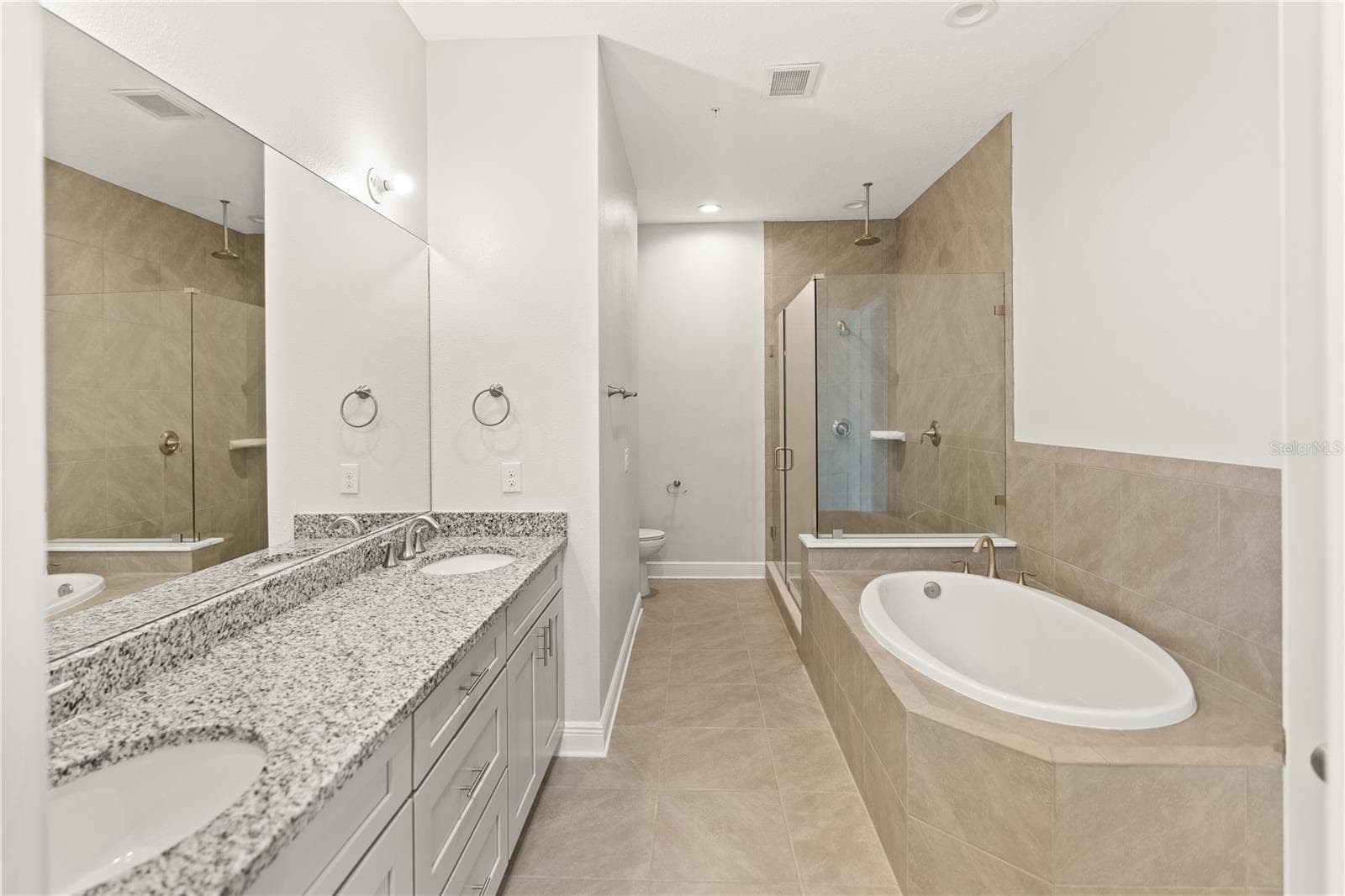 Condominium at 7611 34TH AVE W #301, BRADENTON, photo 33 of 69