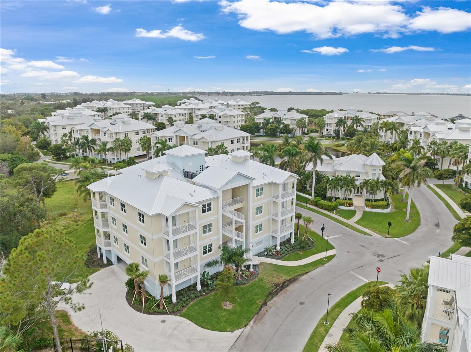 Condominium at 7611 34TH AVE W #301, BRADENTON, photo 48 of 69