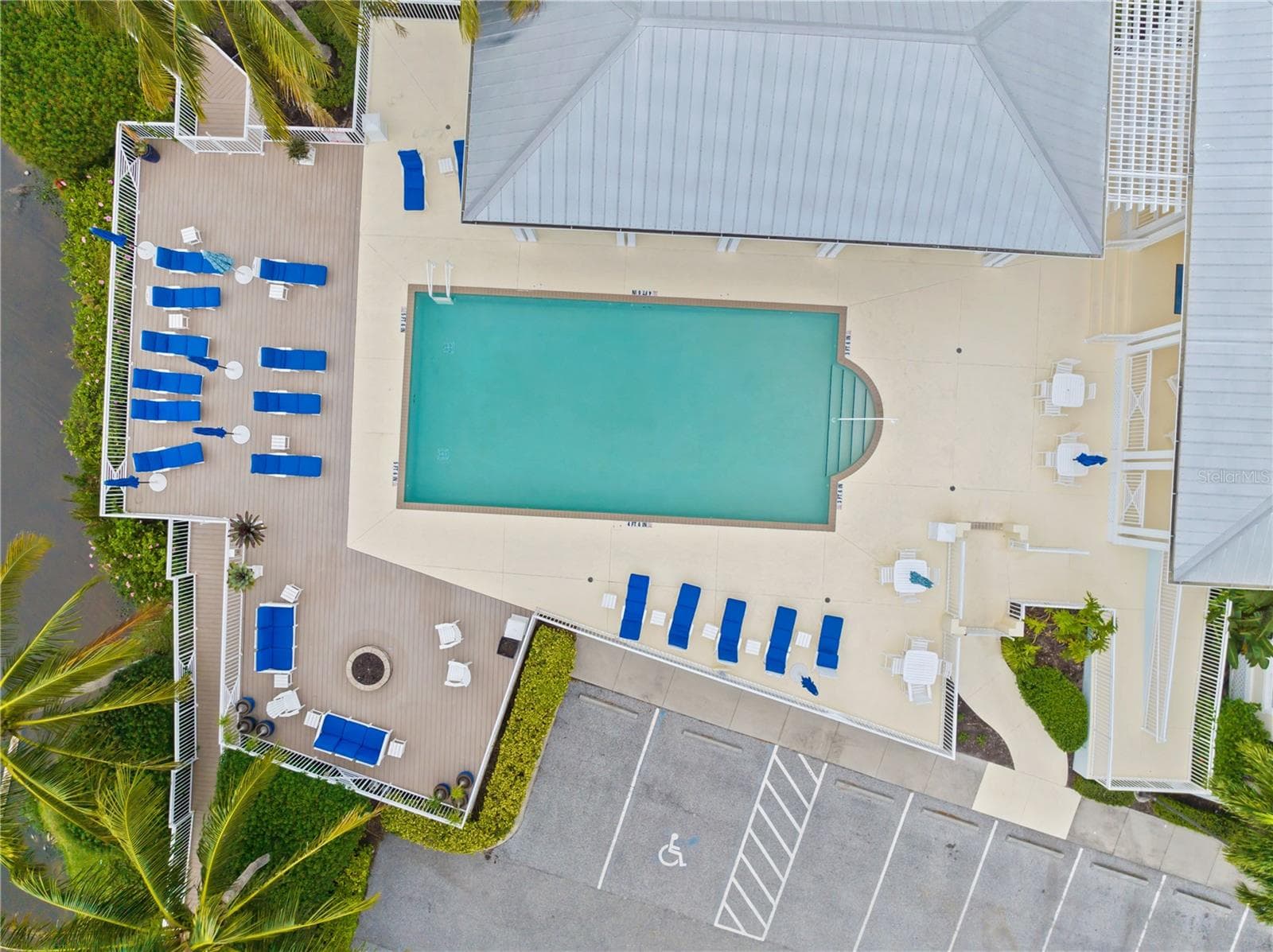 Condominium at 7611 34TH AVE W #301, BRADENTON, photo 54 of 69