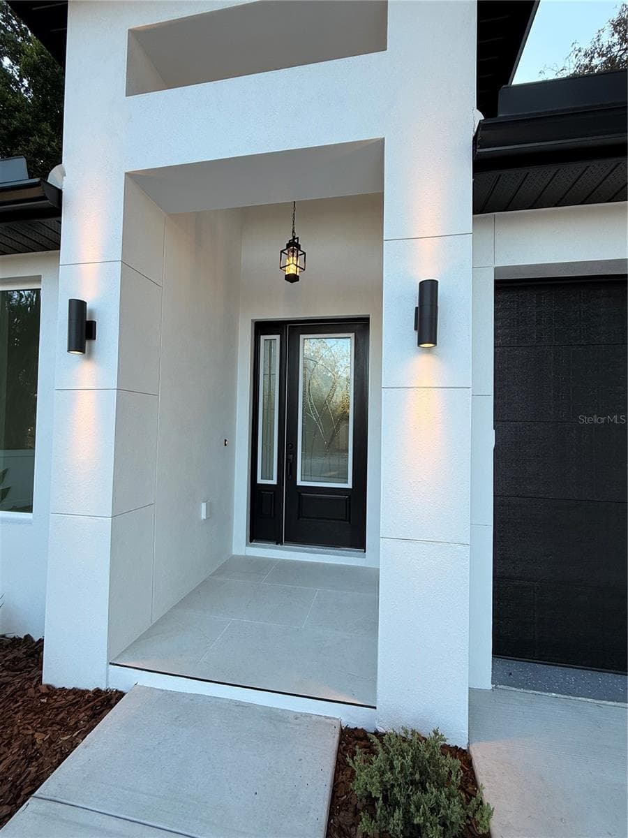 Single Family Residence at 8606 N ALASKA ST, TAMPA, photo 5 of 35