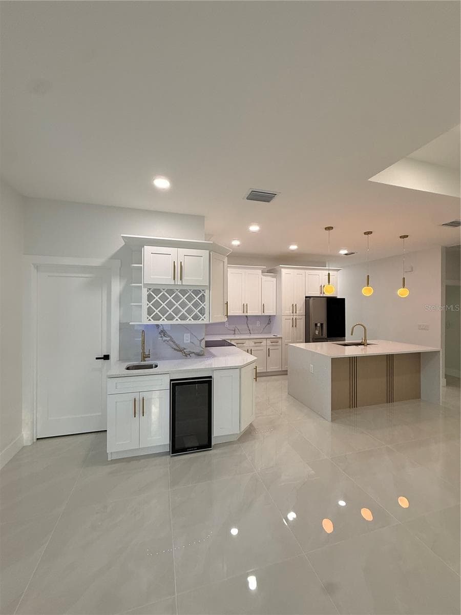 Single Family Residence at 8606 N ALASKA ST, TAMPA, photo 13 of 35
